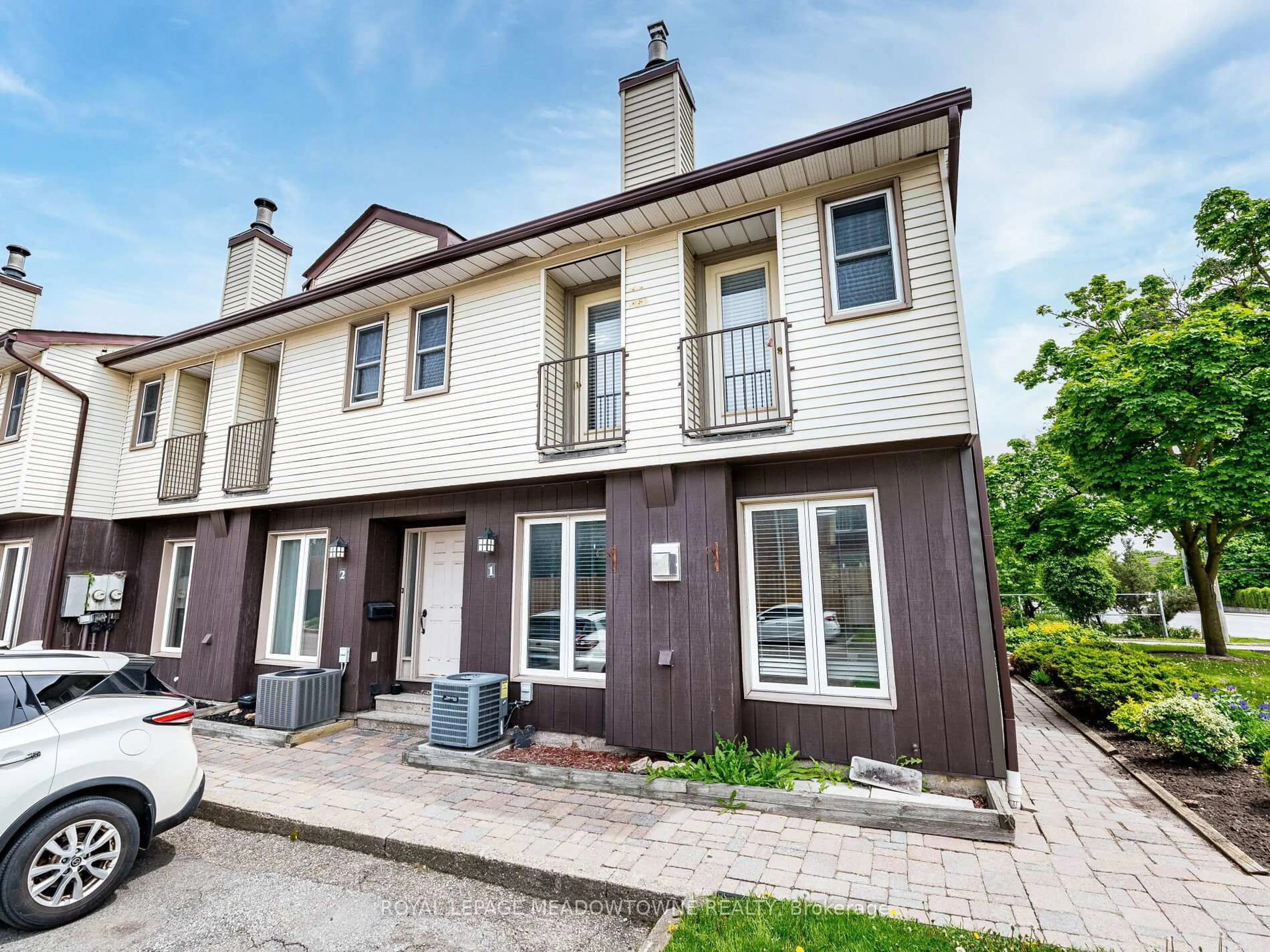 Unknown for 119 Mountainview Rd #1, Halton Hills Ontario L7G 3P8