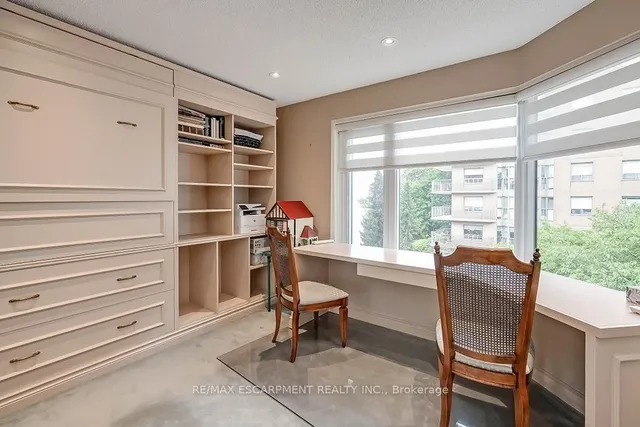 Additional property image - 2220 Lakeshore Rd Unit 23