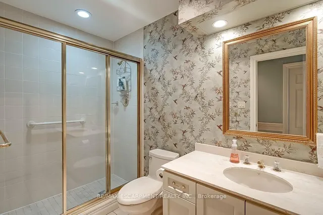 Additional property image - 2220 Lakeshore Rd Unit 23