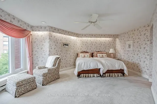 Additional property image - 2220 Lakeshore Rd Unit 23