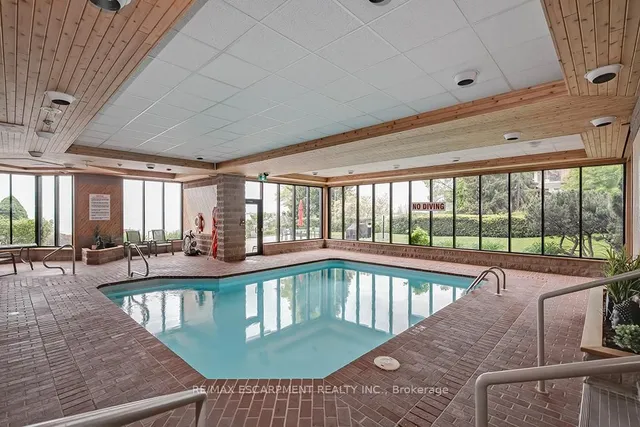 Additional property image - 2220 Lakeshore Rd Unit 23