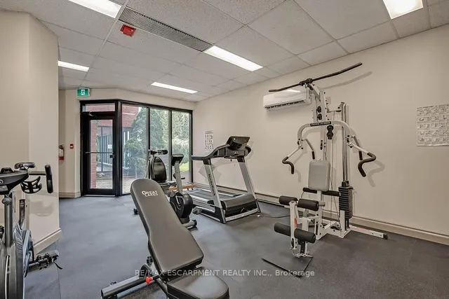 Additional property image - 2220 Lakeshore Rd Unit 23