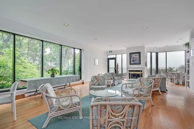 Additional property image - 2220 Lakeshore Rd Unit 23