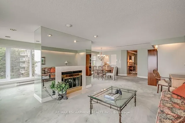 Additional property image - 2220 Lakeshore Rd Unit 23