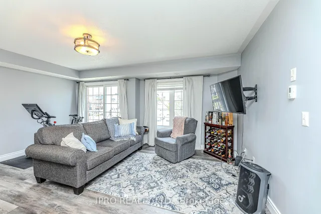 Additional image 27 of 149 Isaac Devins Blvd Unit 5