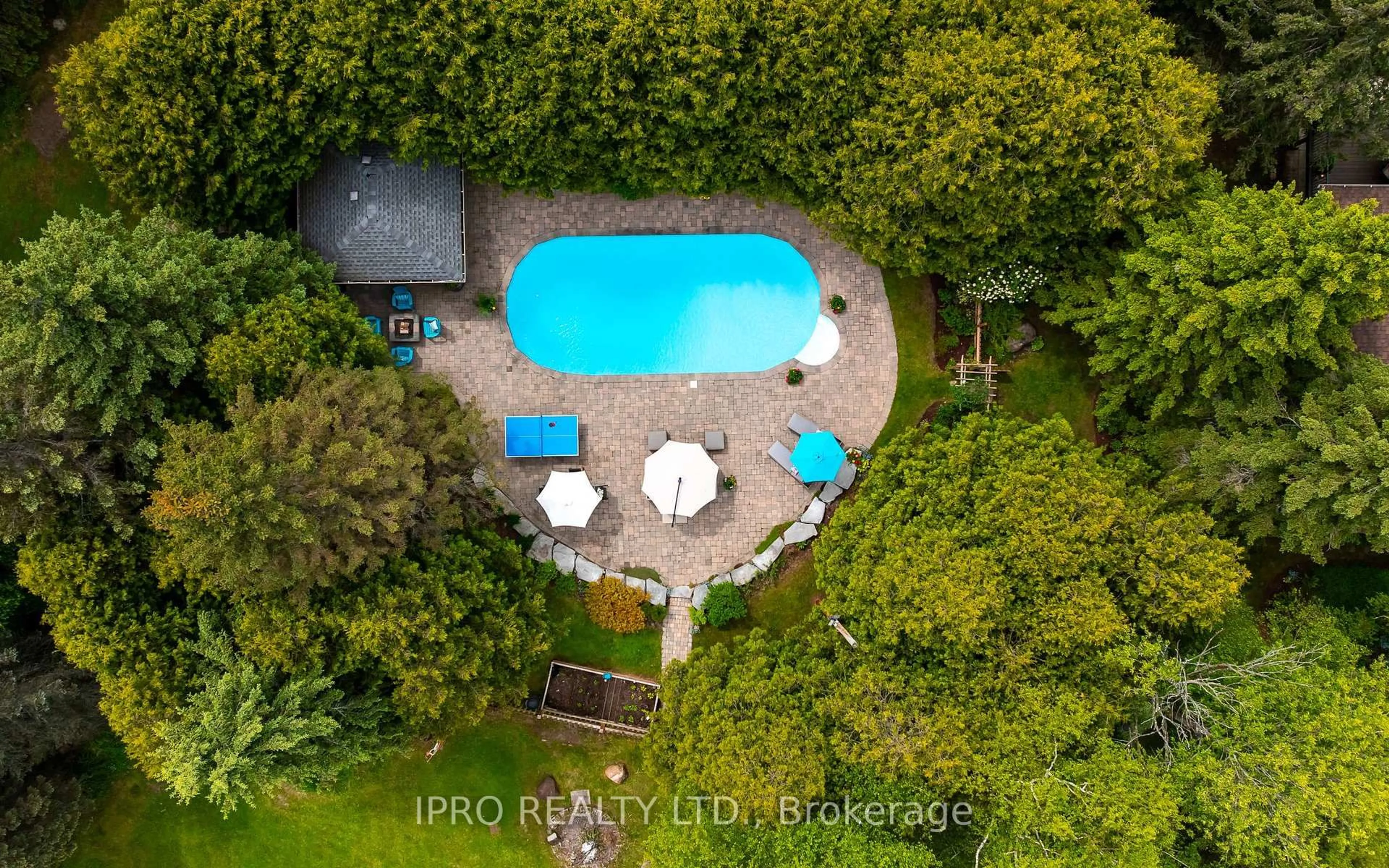 A pic from outside/outdoor area/front of a property/back of a property/a pic from drone, water/lake/river/ocean view for 7302 Coolihans Sdrd, Caledon Ontario L7K 0P6