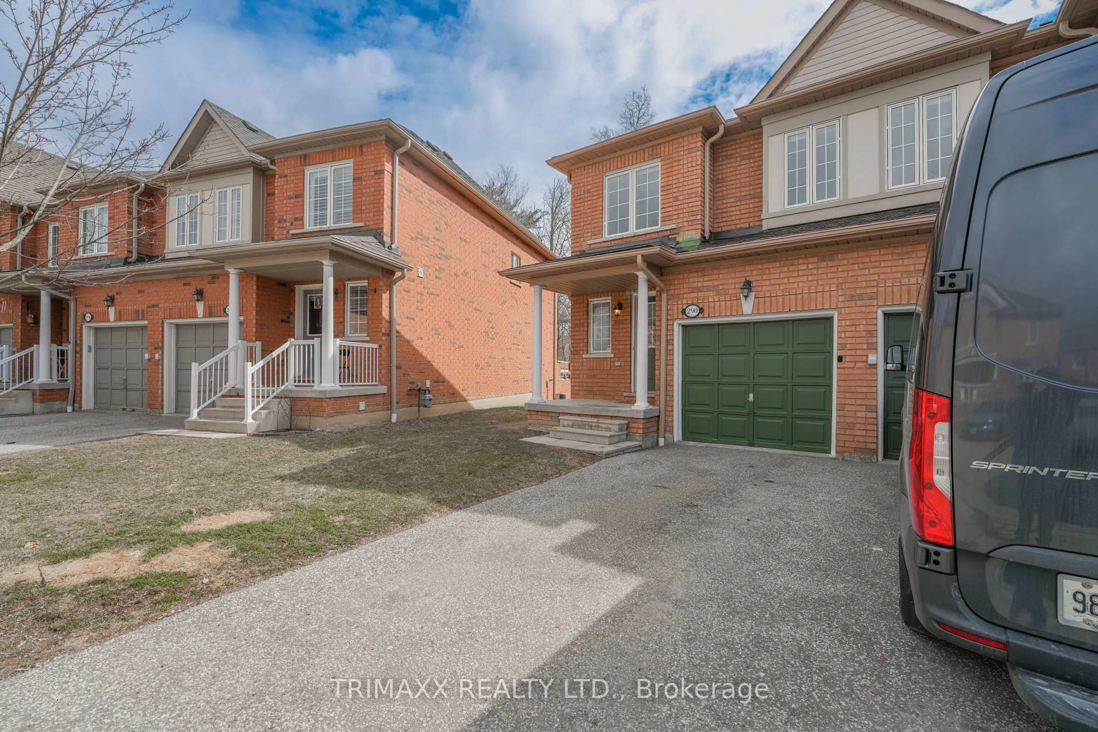 Home with brick exterior material, street for 7360 Zinnia Pl #290, Mississauga Ontario L5W 2A2