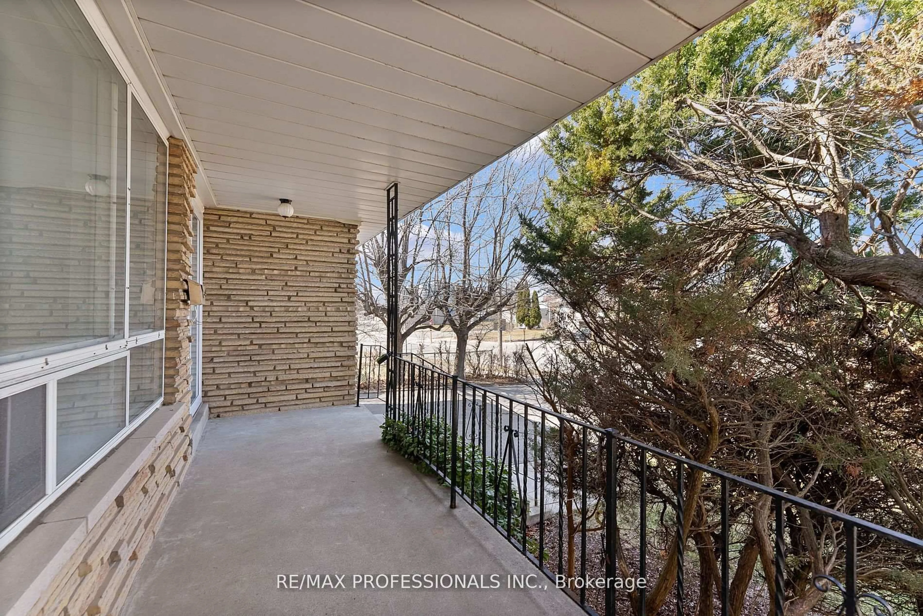 Patio, street for 3559 Haven Glenn N/A, Mississauga Ontario L4X 1X6