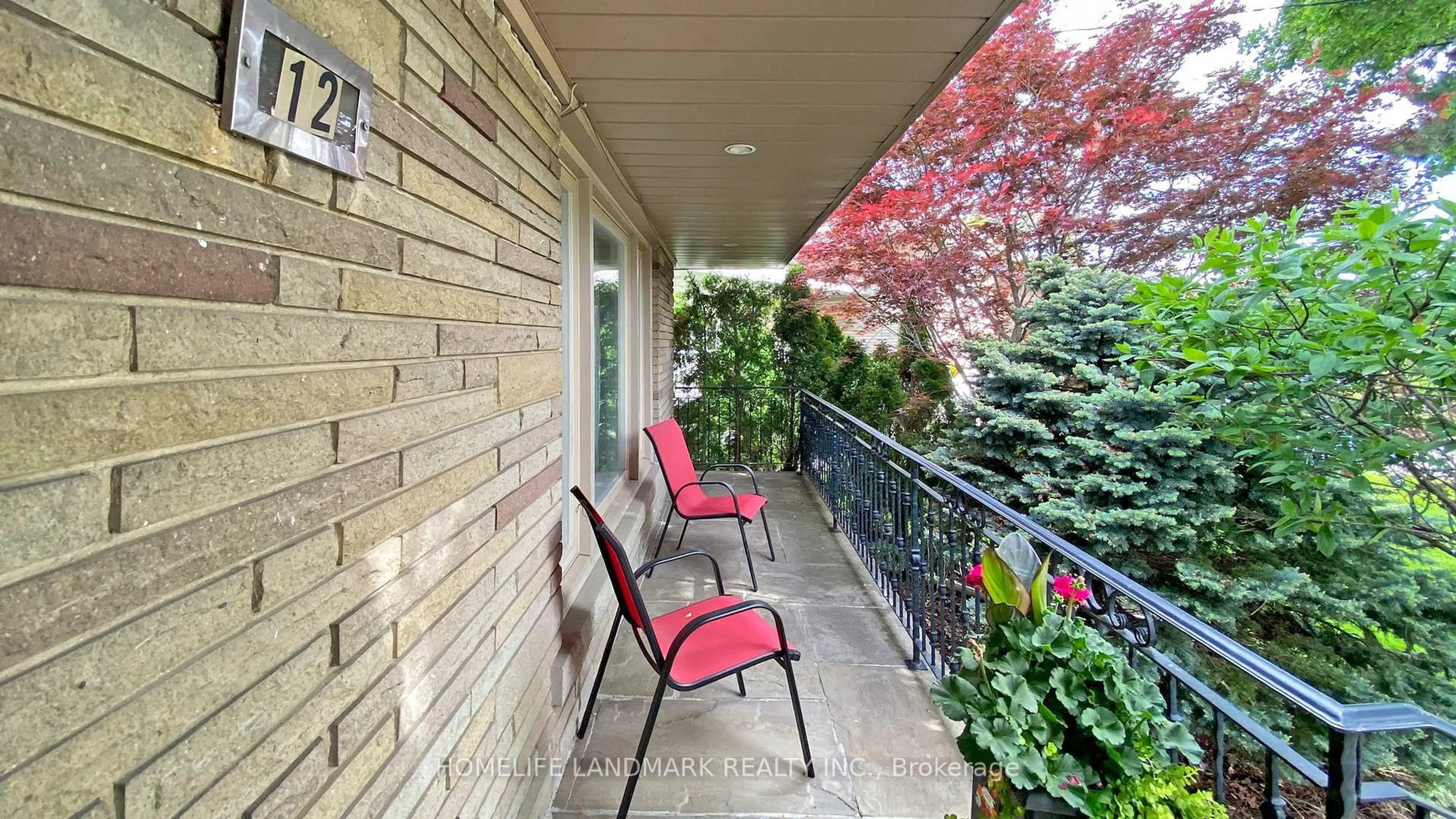Patio, street for 12 Carousel Crt, Toronto Ontario M6B 3M1