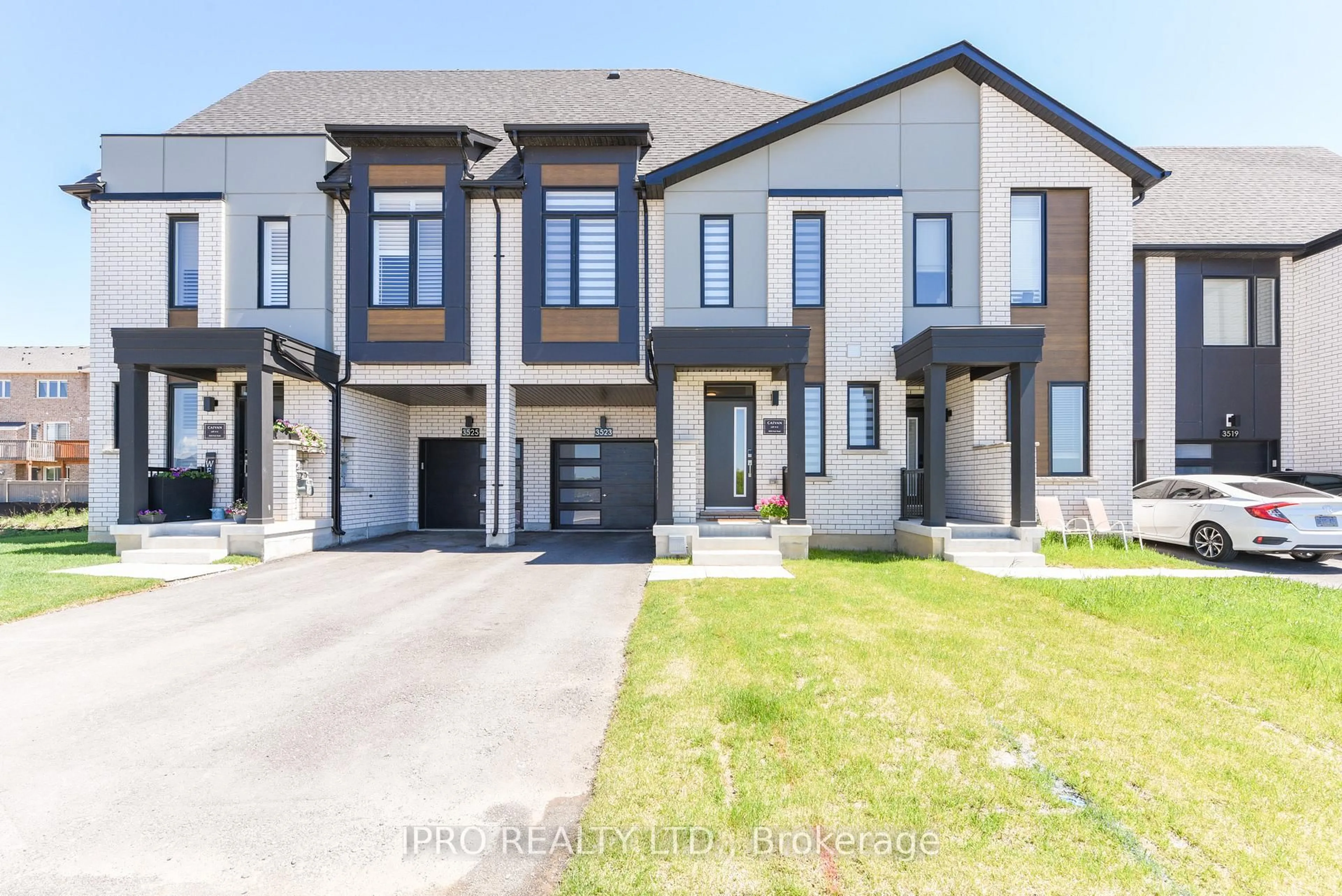 Home with brick exterior material, street for 3523 Post Rd, Oakville Ontario L6H 7W5