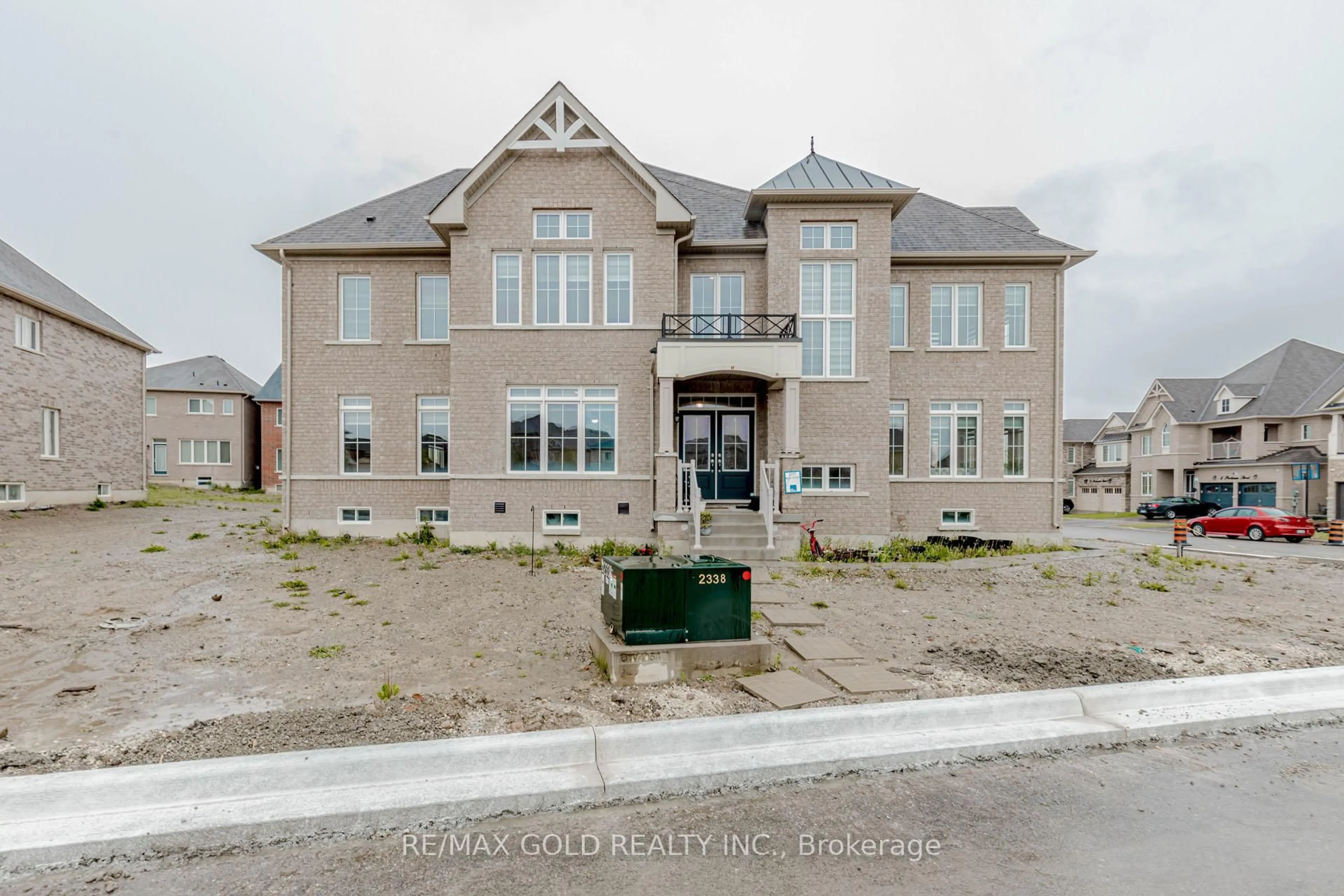 A pic from outside/outdoor area/front of a property/back of a property/a pic from drone, street for 7 Portman St, Caledon Ontario L7C 4G5
