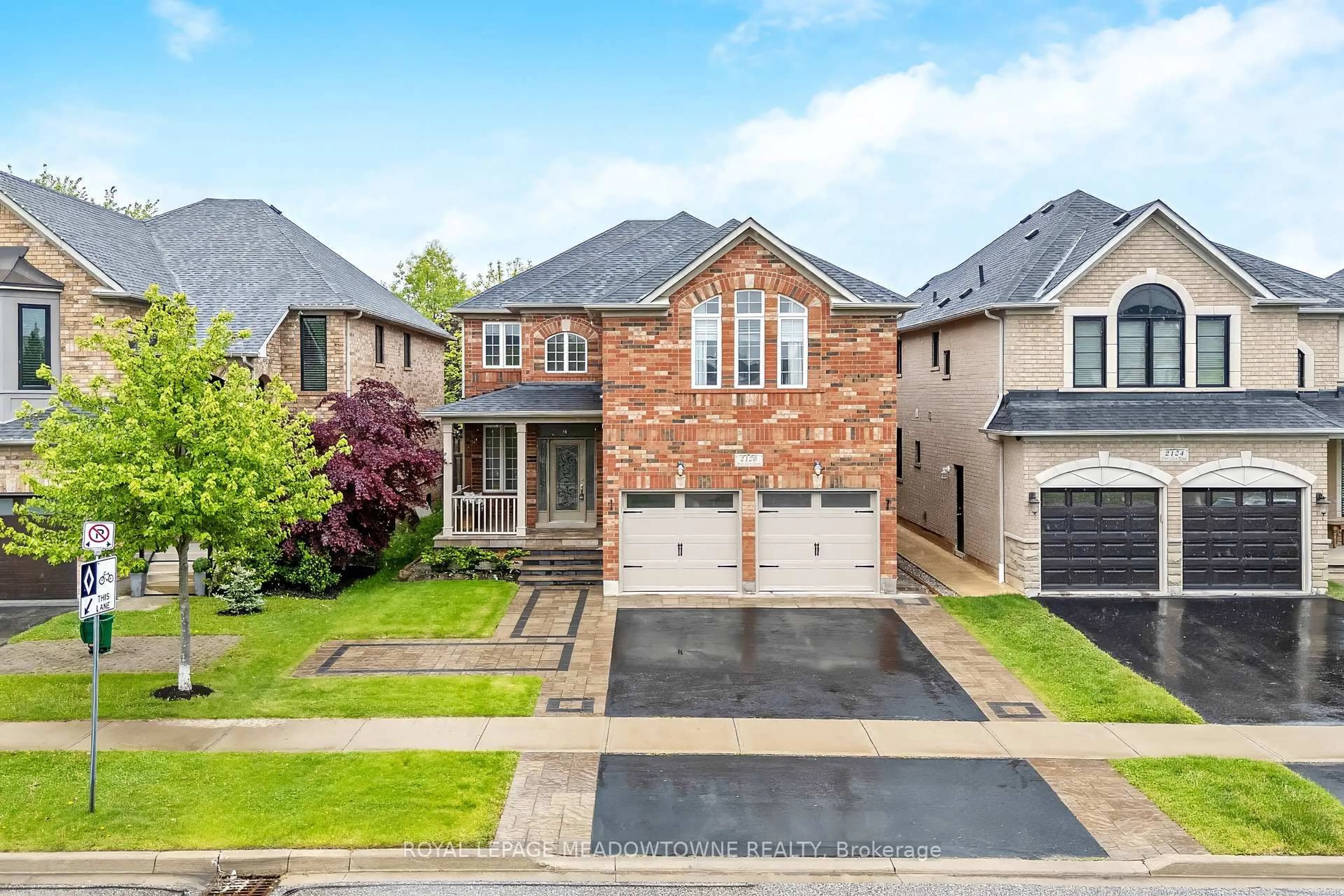 Unknown for 2120 Pine Glen Rd, Oakville Ontario L6M 5B3