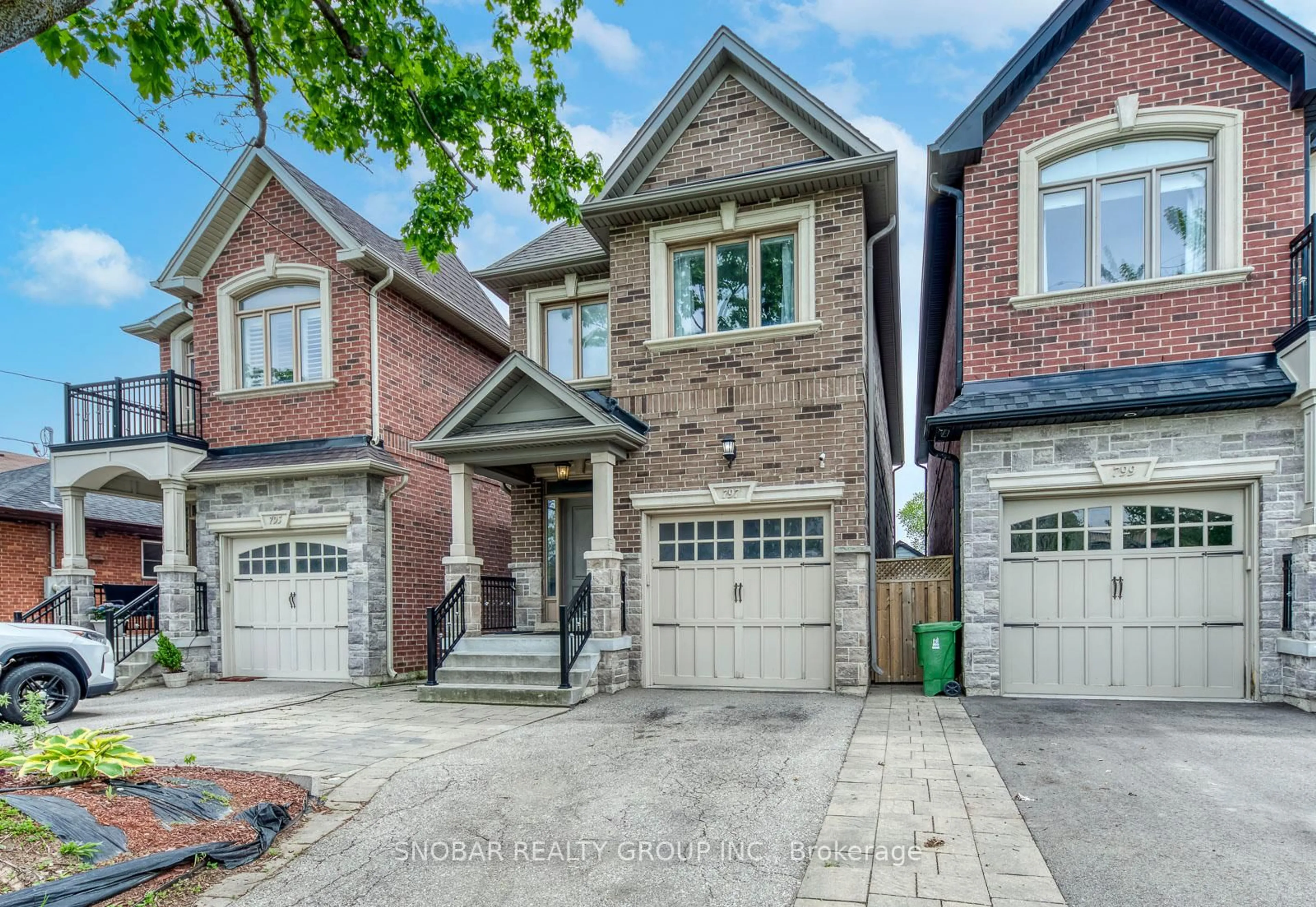 Home with brick exterior material, street for 797 Oxford St, Toronto Ontario M8Z 1L5