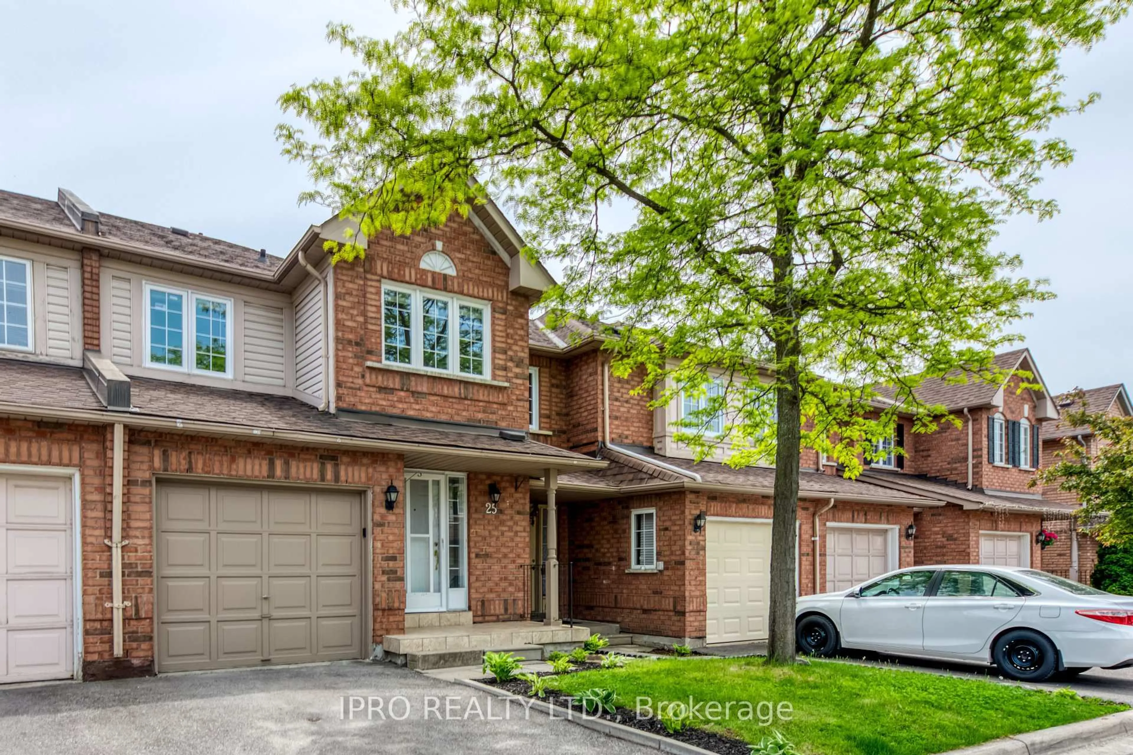 Home with brick exterior material, street for 10 Cherrytree Dr #25, Brampton Ontario L6Y 5E9