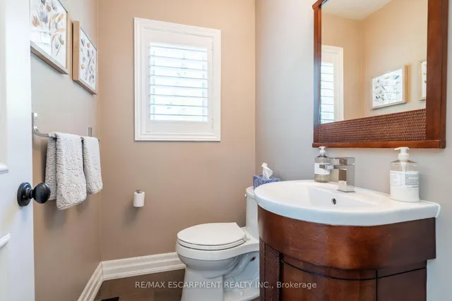 Additional property image - 388 Wilson Ave