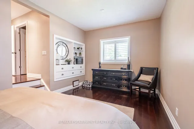 Additional property image - 388 Wilson Ave