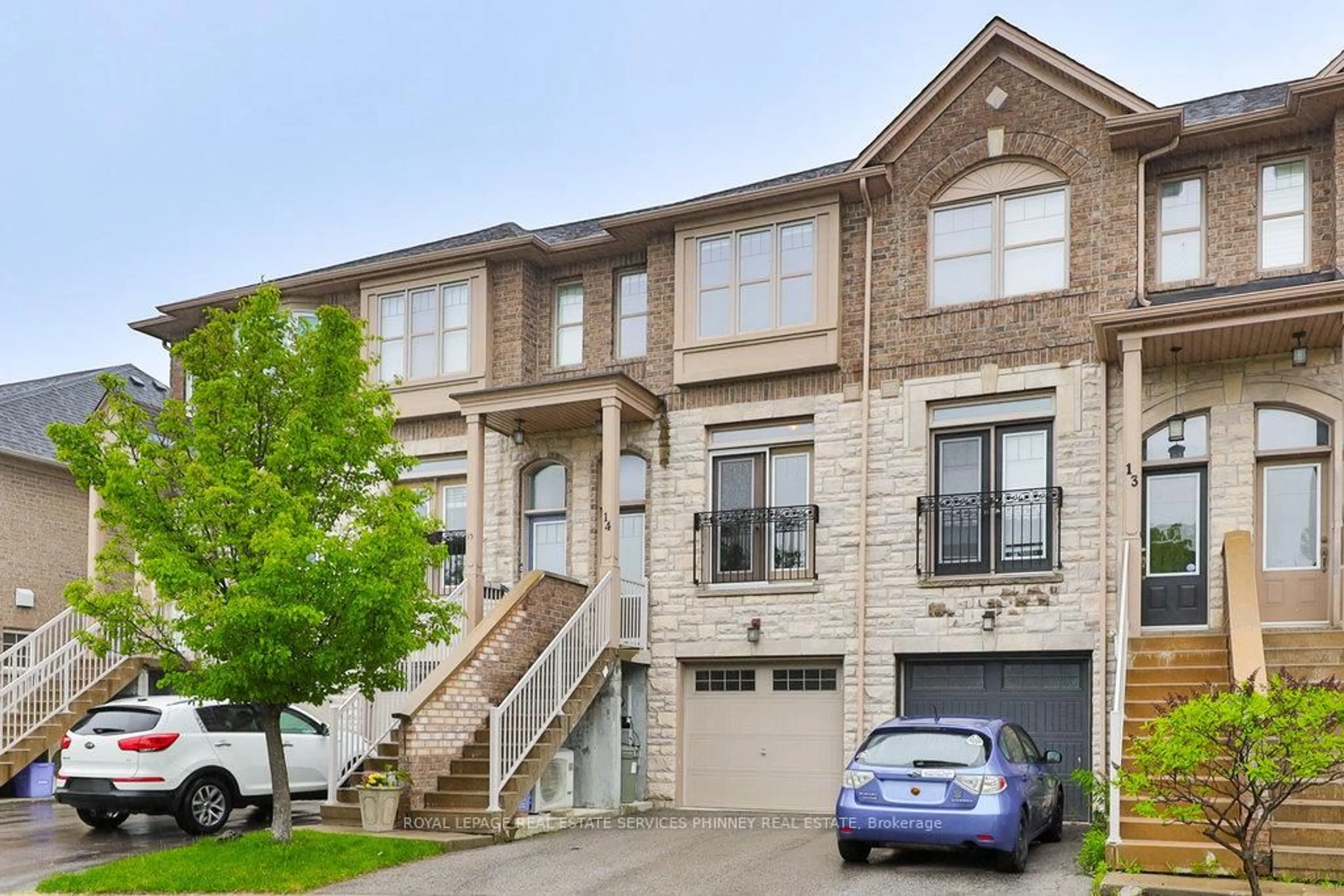 Home with brick exterior material, street for 2410 Woodstock Tr #14, Oakville Ontario L6M 0L3