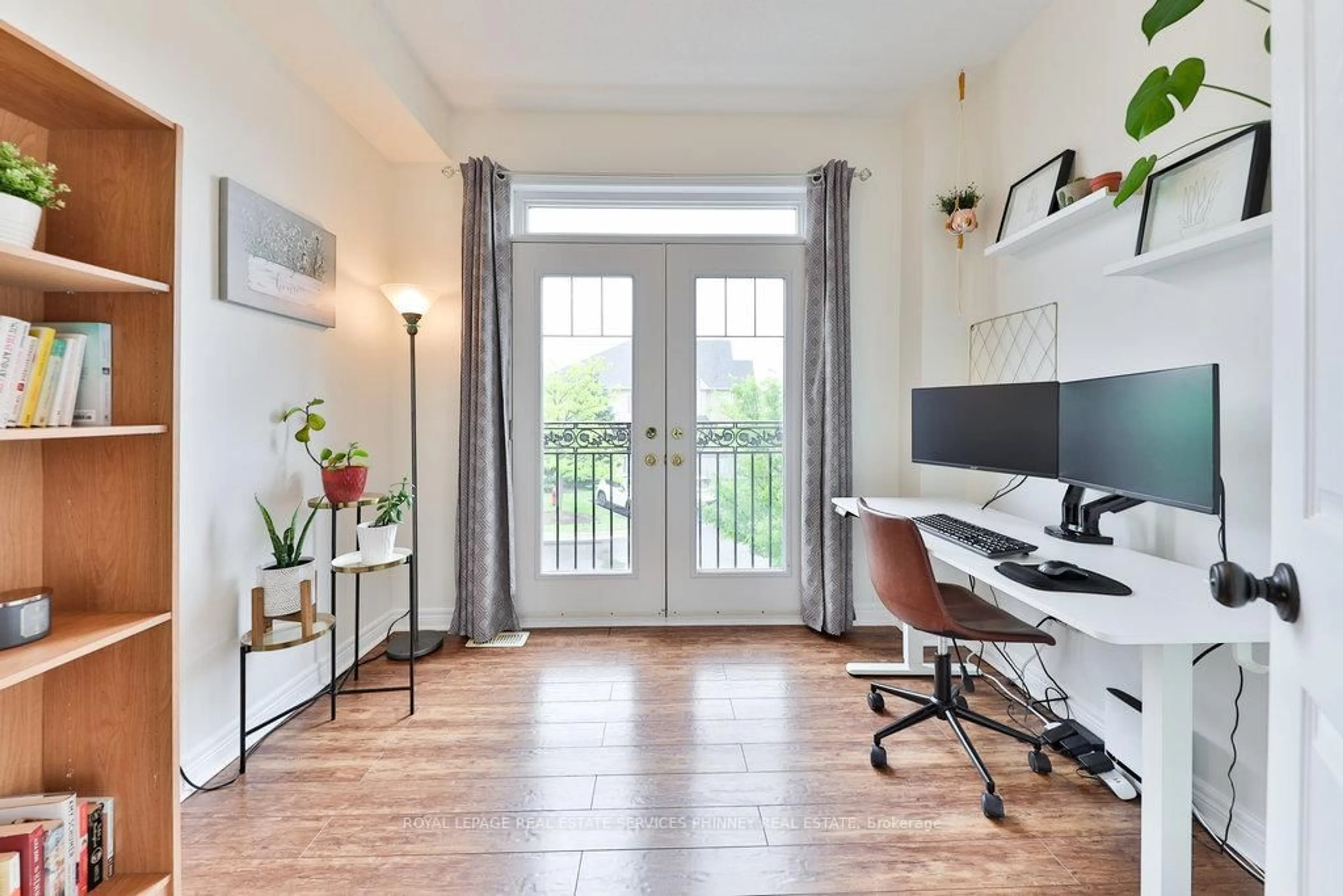 Unknown for 2410 Woodstock Tr #14, Oakville Ontario L6M 0L3