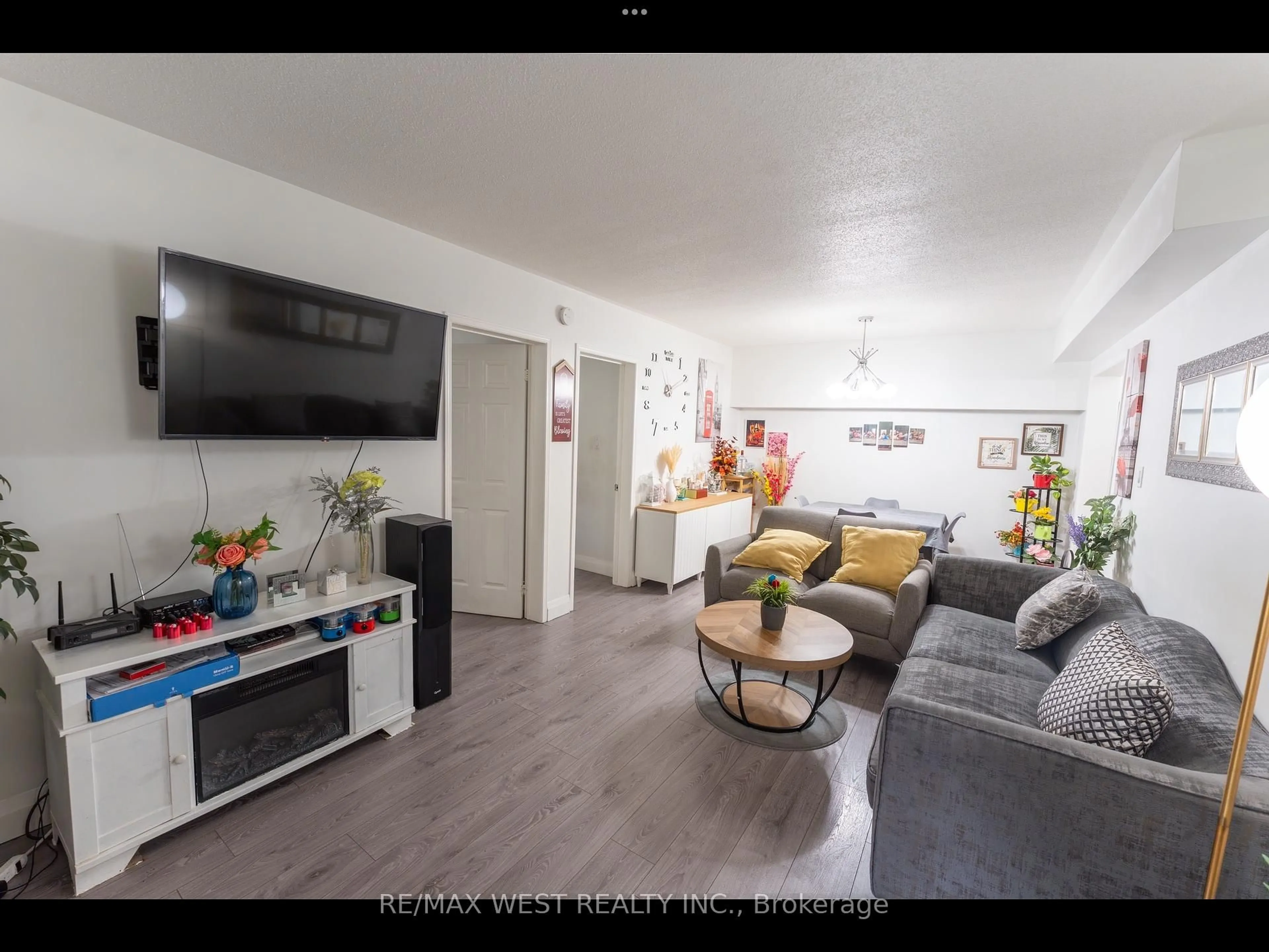 Unknown for 52 Sidney Belsey Cres #104, Toronto Ontario M6M 5J1