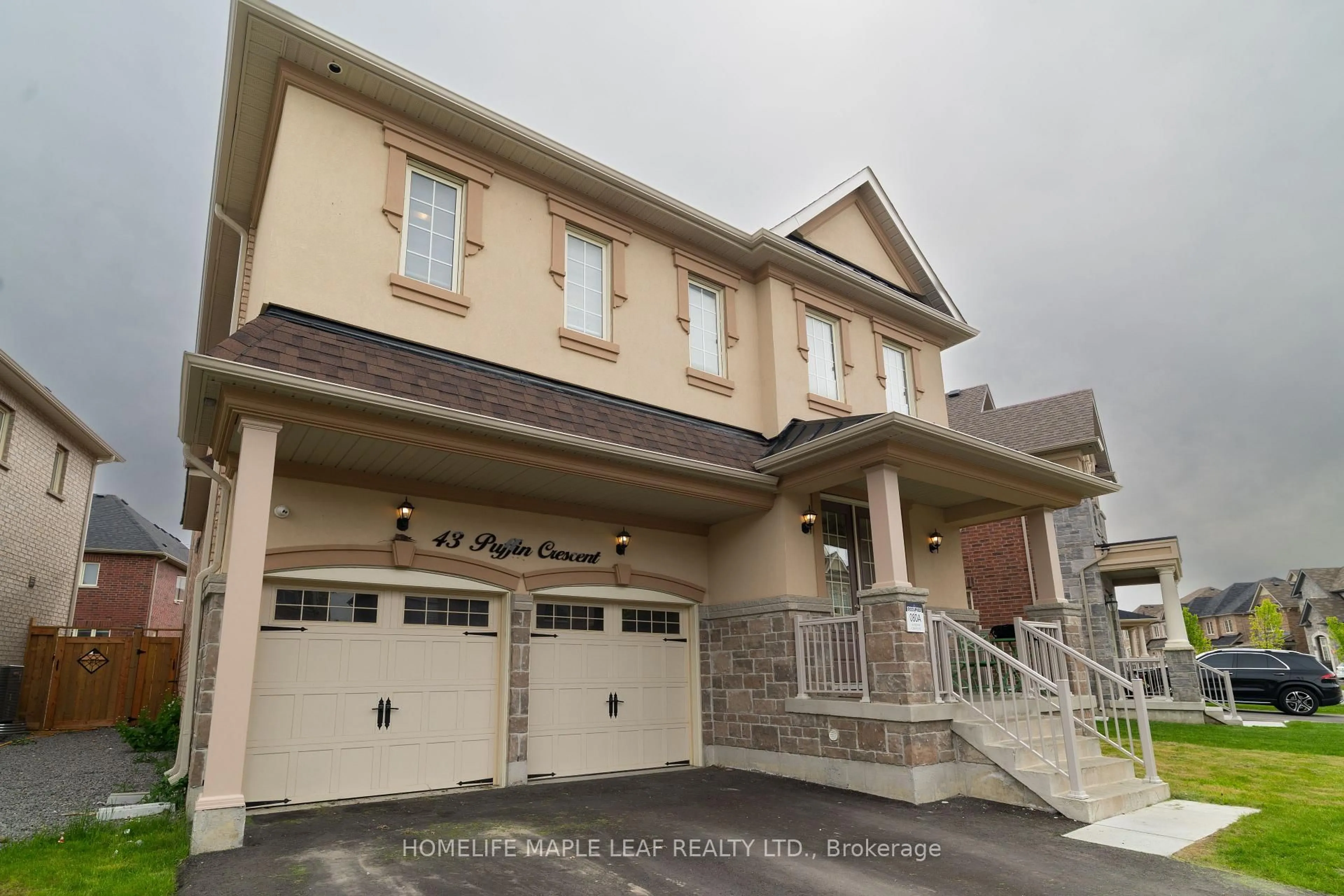 Unknown for 43 Puffin Cres, Brampton Ontario L6R 4C3