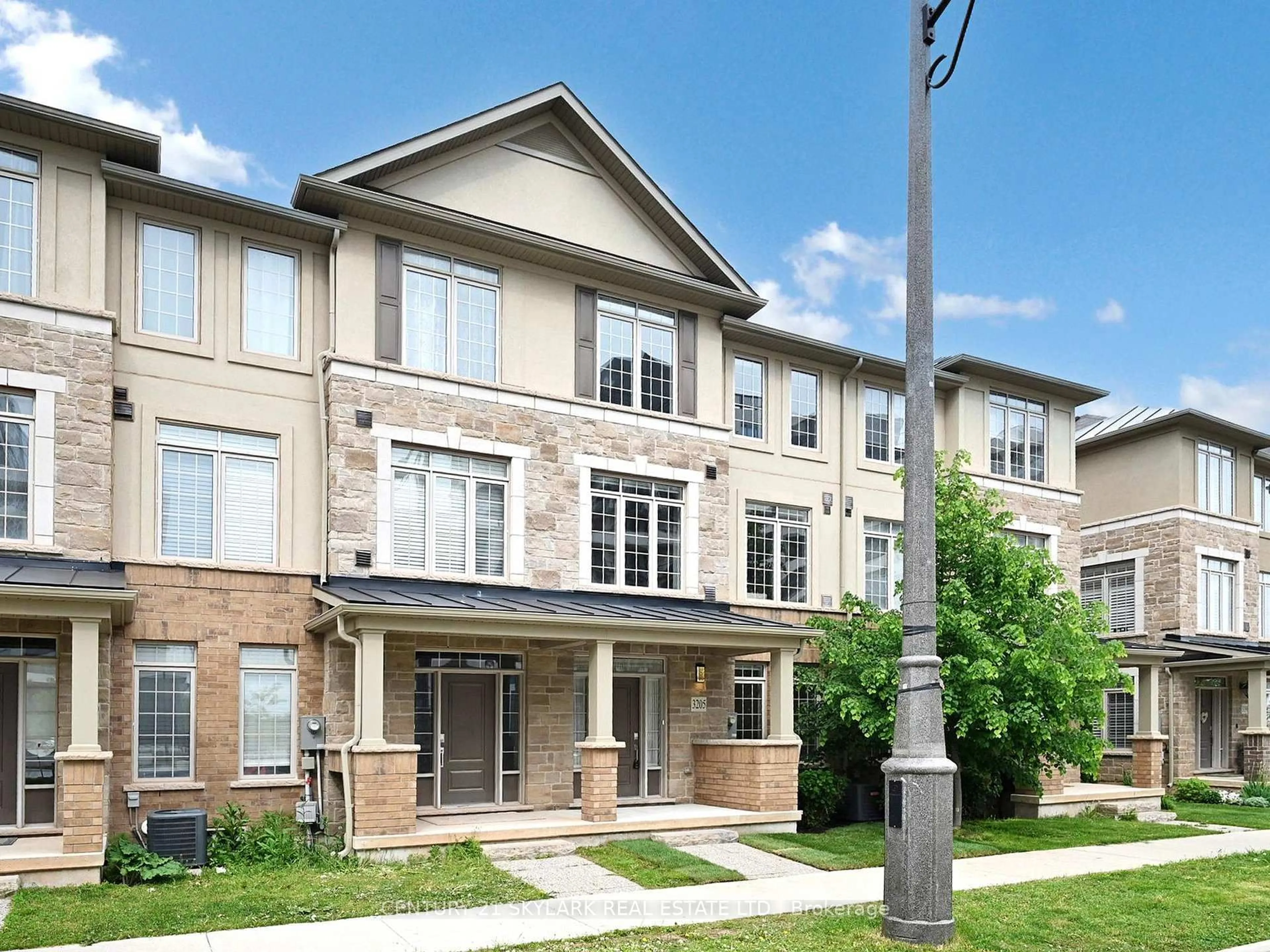 Unknown for 3205 William Coltson Ave, Oakville Ontario L6H 0X1