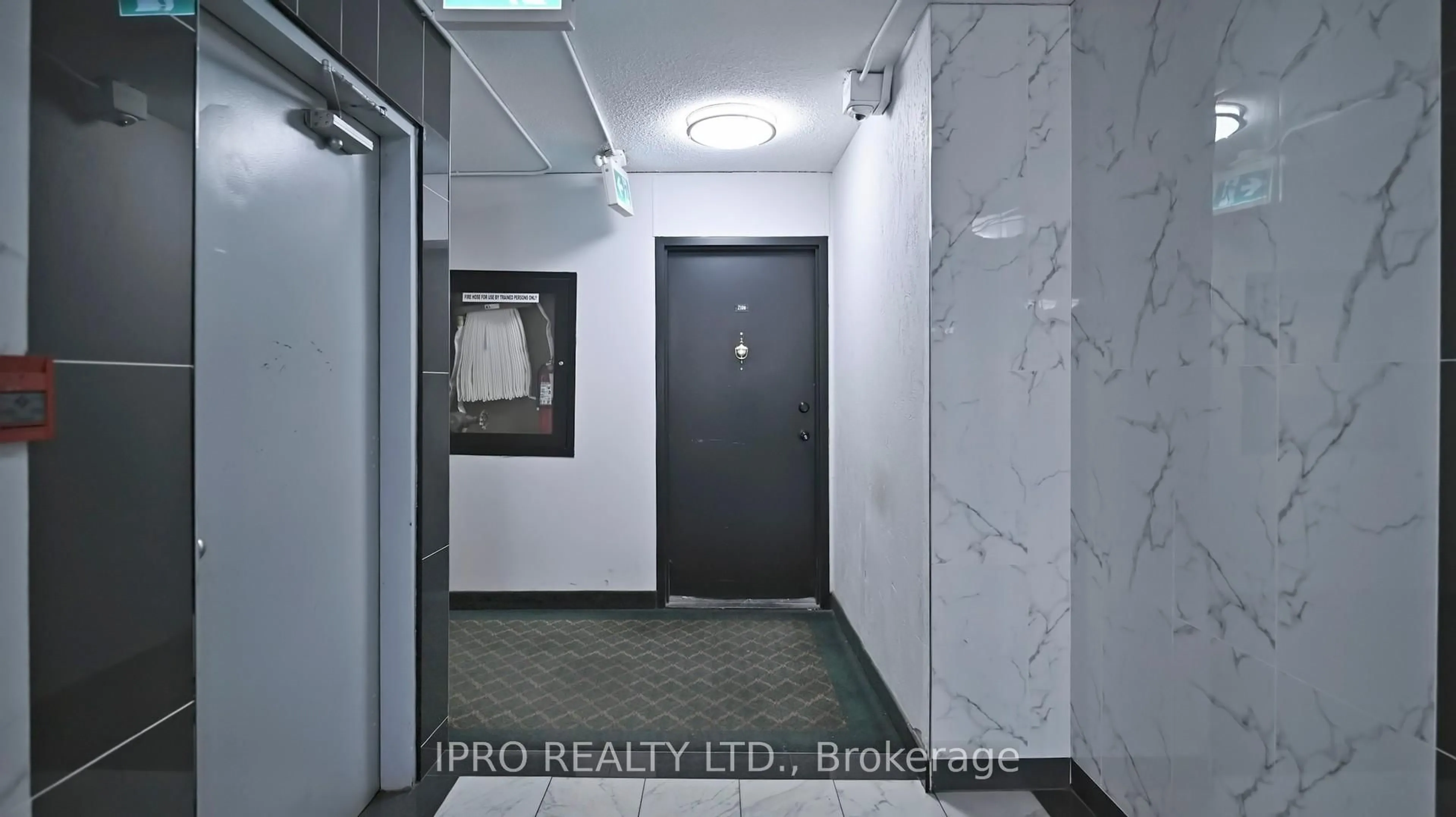 Indoor foyer for 340 Dixon Rd #2108, Toronto Ontario M9R 1T4
