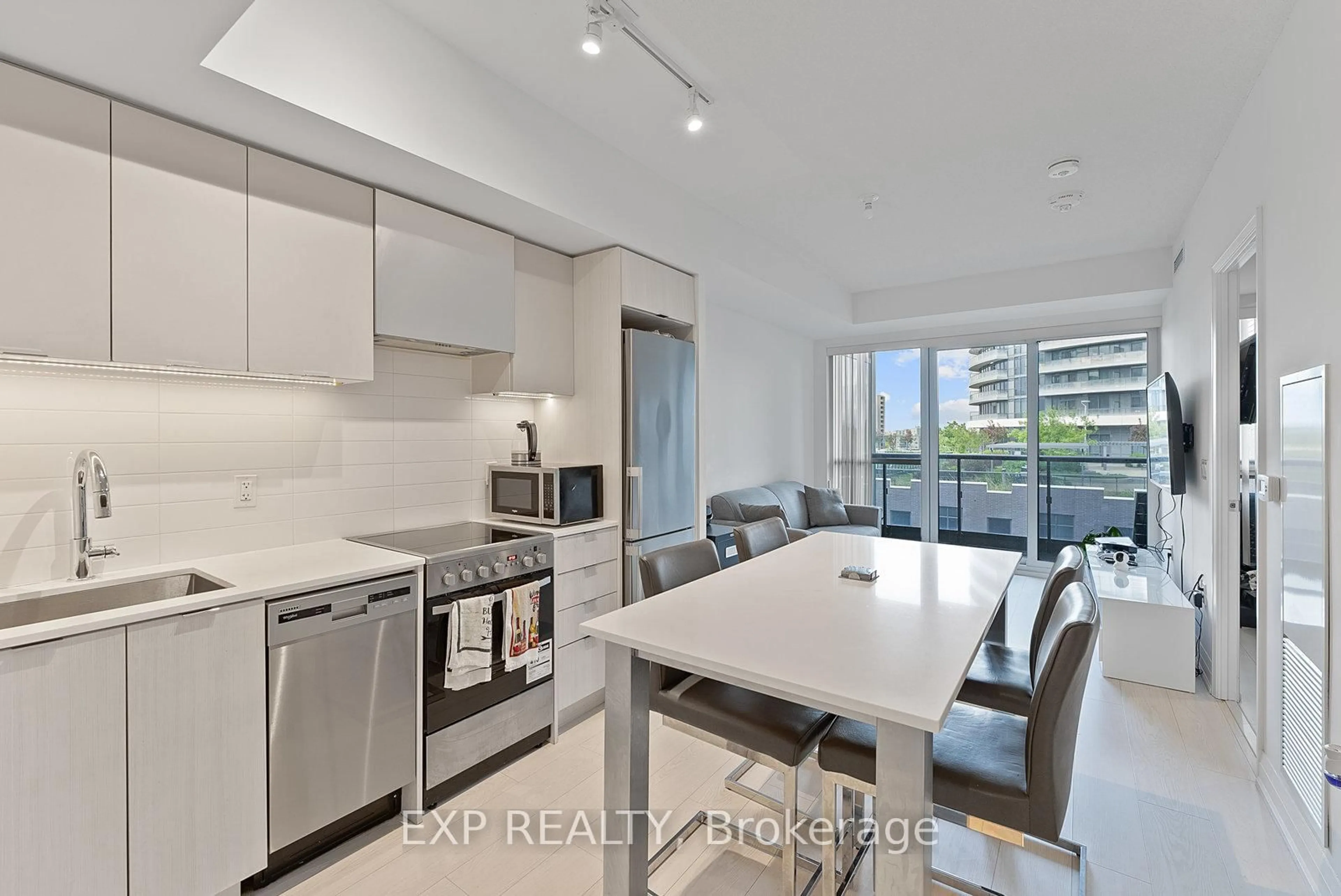 Unknown for 26 Gibbs Rd #630, Toronto Ontario M9B 0E3