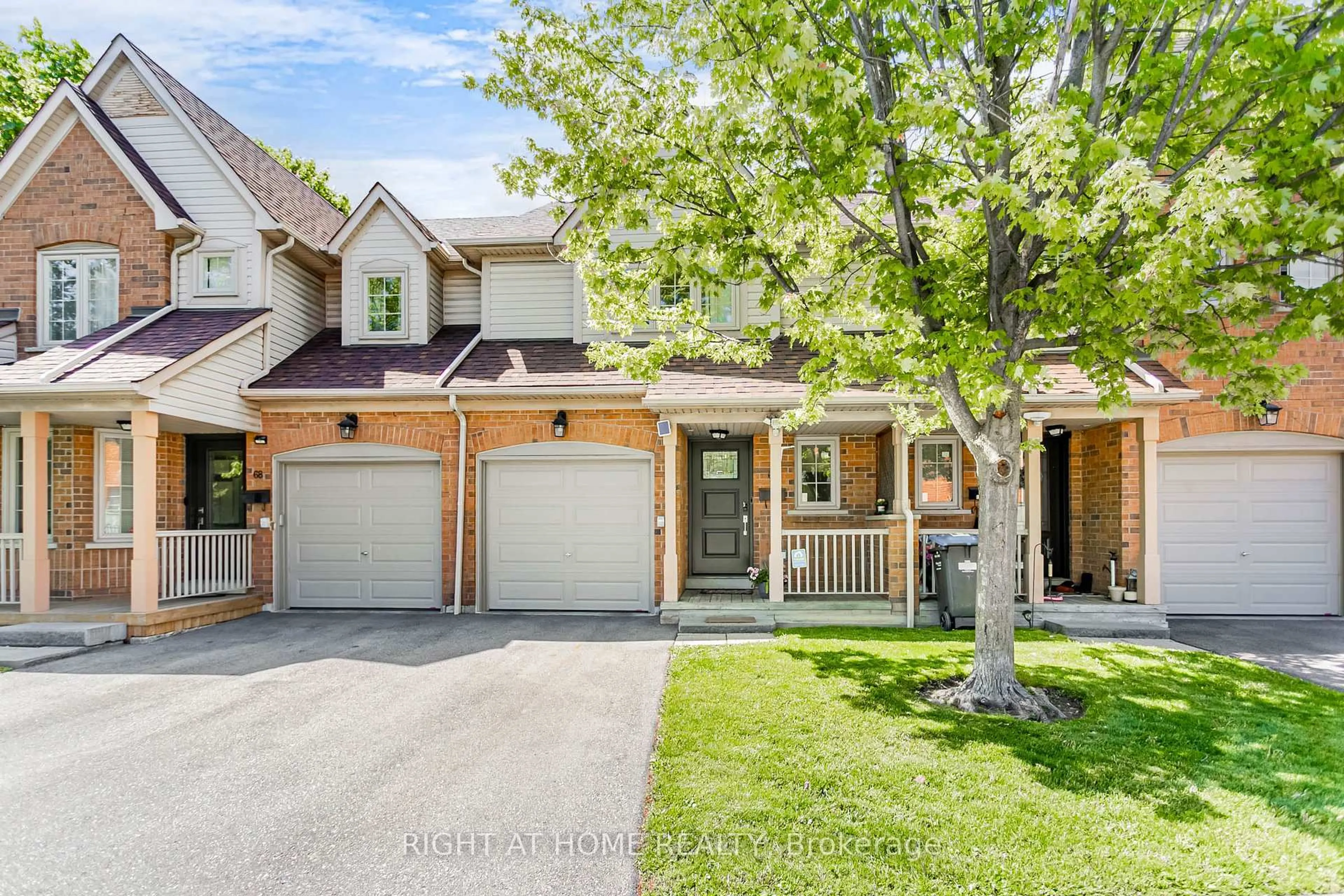 Home with brick exterior material, street for 5223 Fairford Cres #67, Mississauga Ontario L5V 2M6
