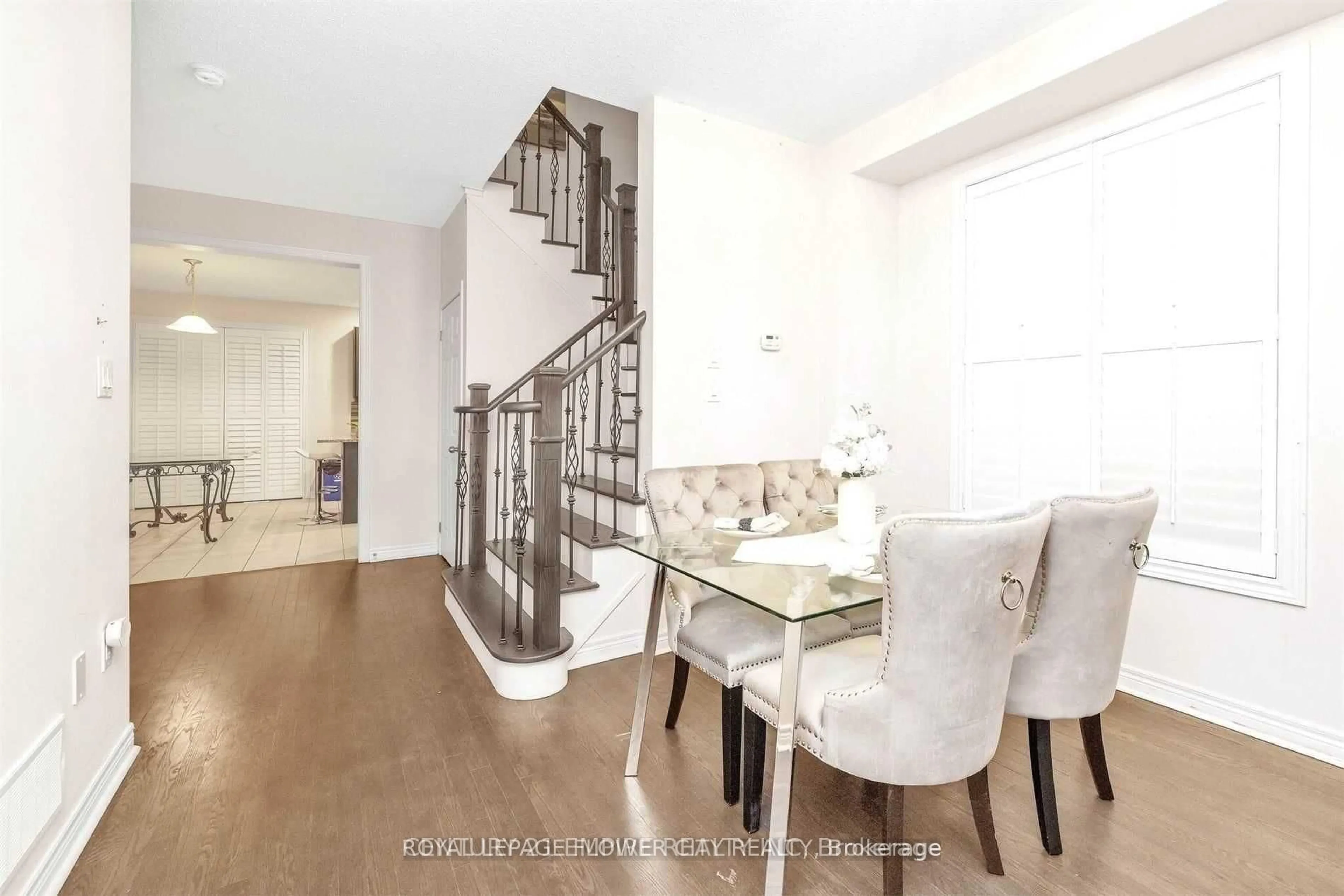Dining room, unknown for 15 Zanetta Cres, Brampton Ontario L6Y 6A3