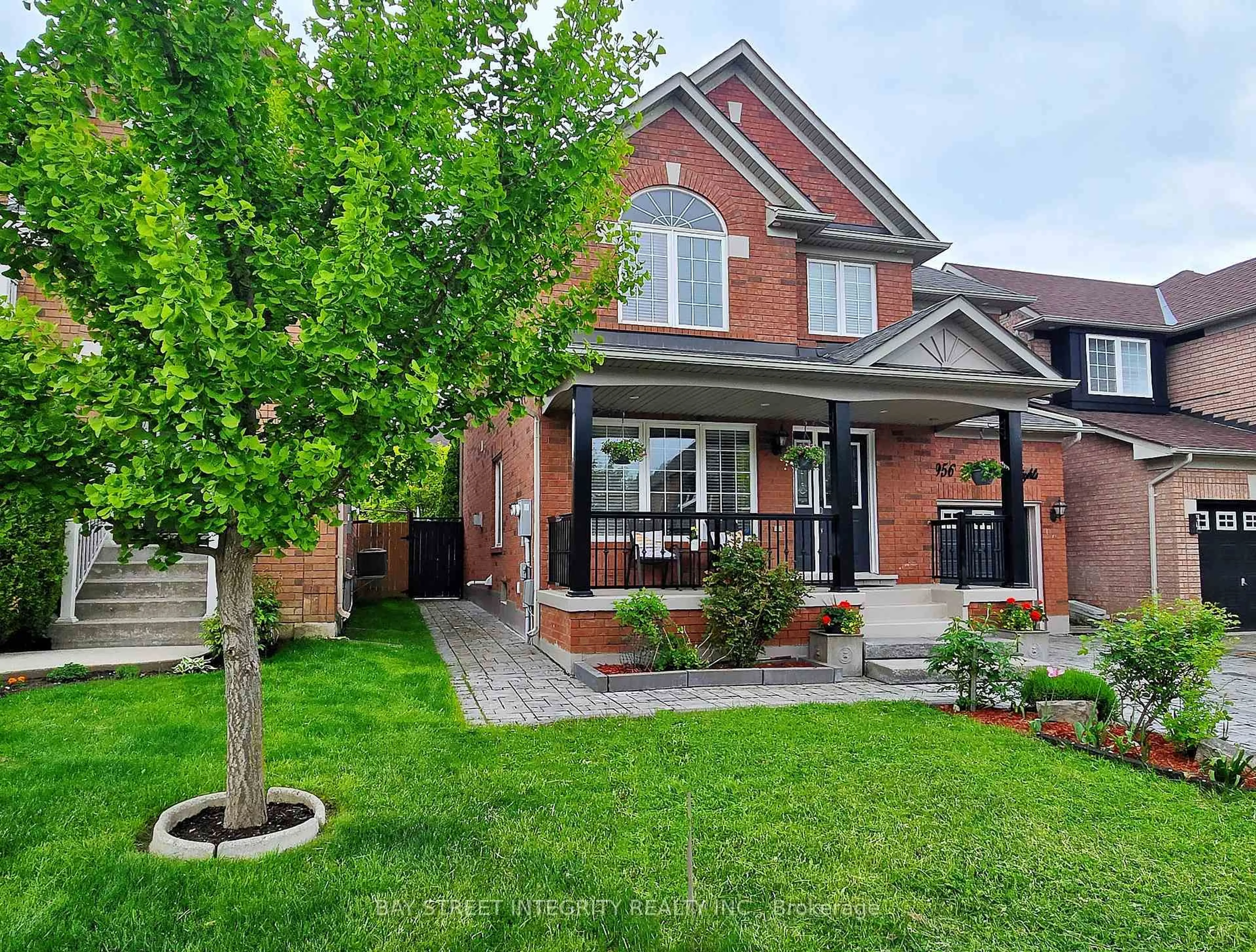 Home with brick exterior material, street for 3956 Deepwood Hts, Mississauga Ontario L5M 6L9