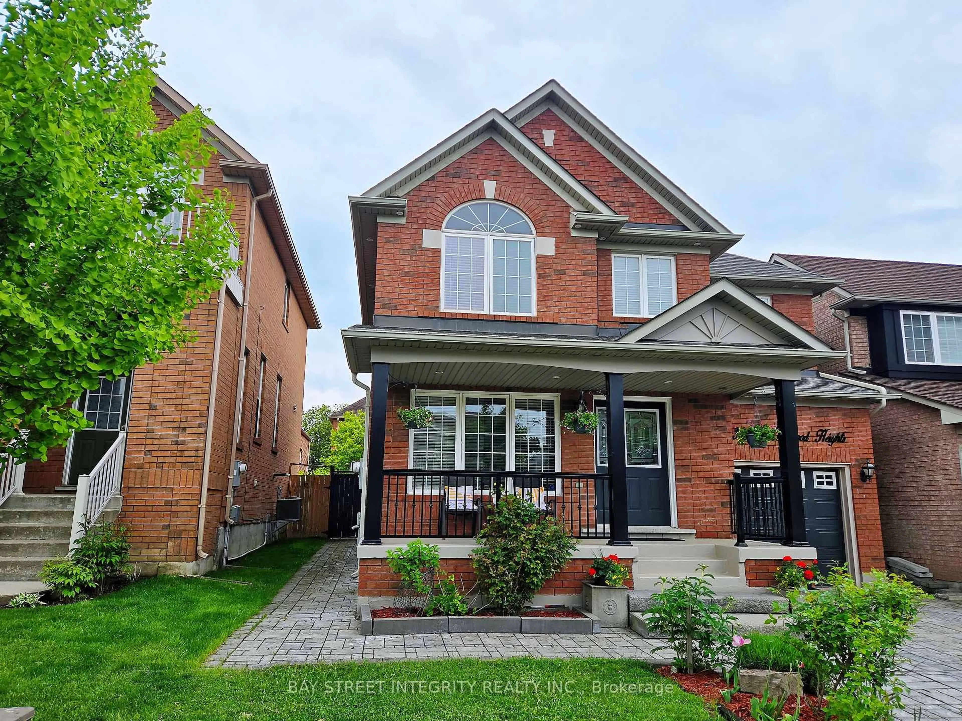 Home with brick exterior material, street for 3956 Deepwood Hts, Mississauga Ontario L5M 6L9