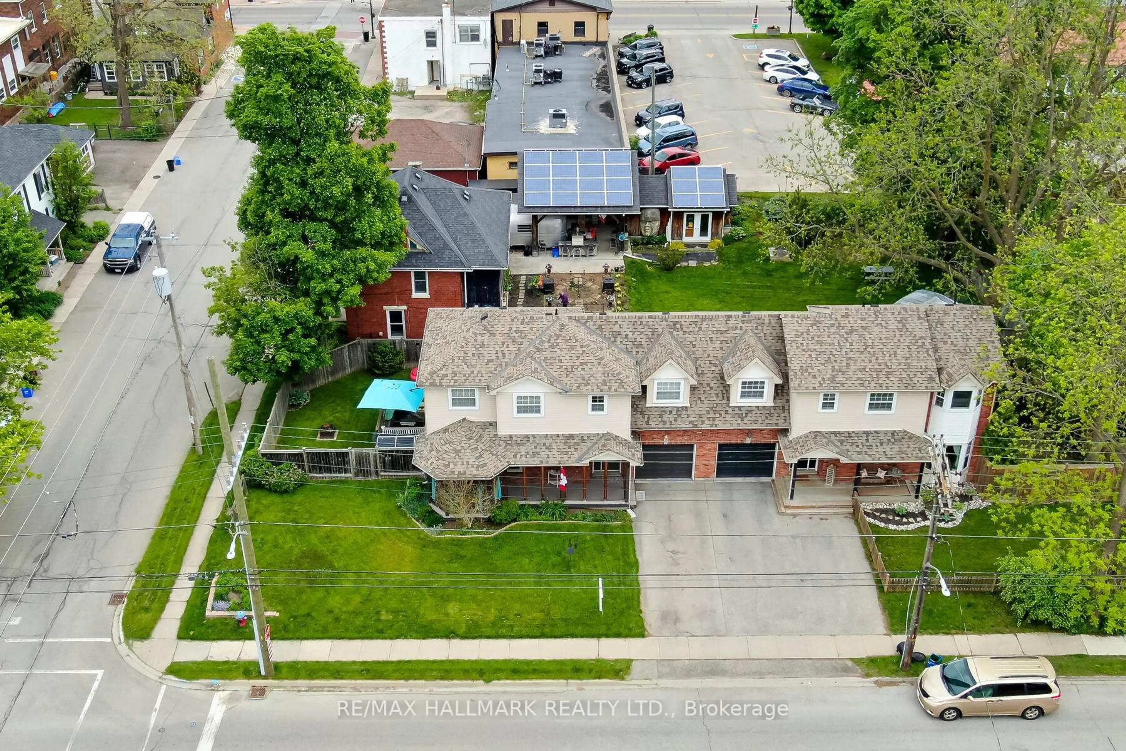 A pic from outside/outdoor area/front of a property/back of a property/a pic from drone, street for 63 Church St, Halton Hills Ontario L7J 1K8