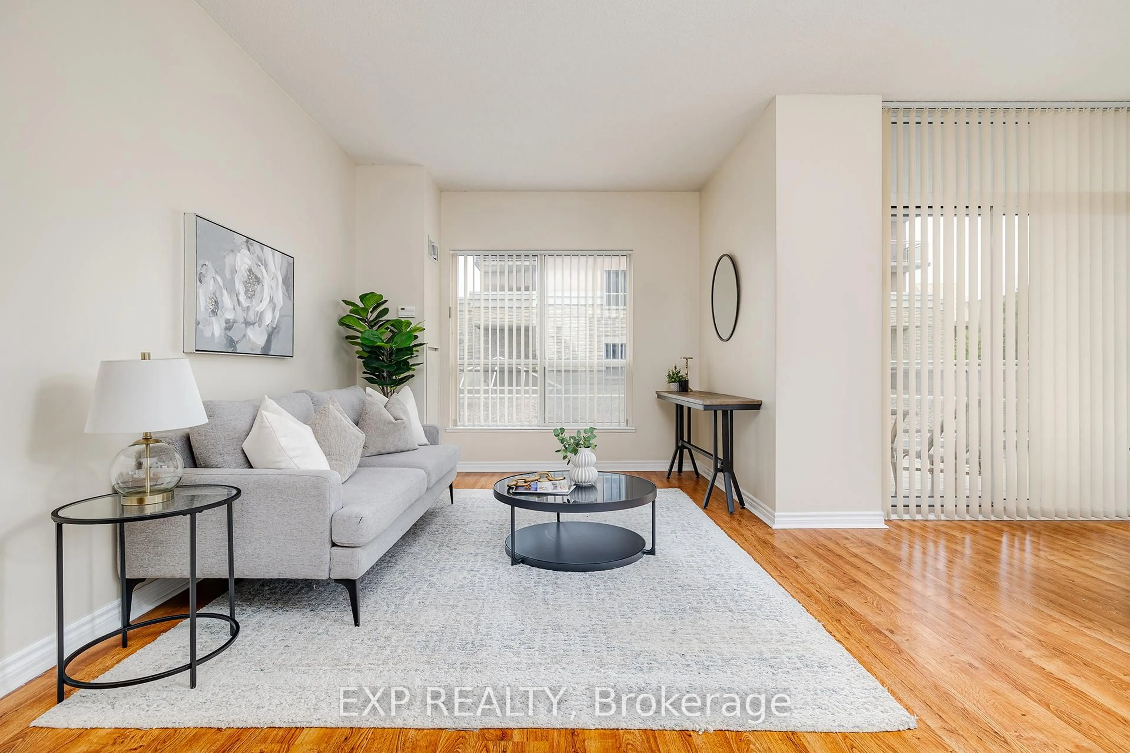 Living room with furniture, unknown for 810 Scollard Crt #206, Mississauga Ontario L5V 0A4
