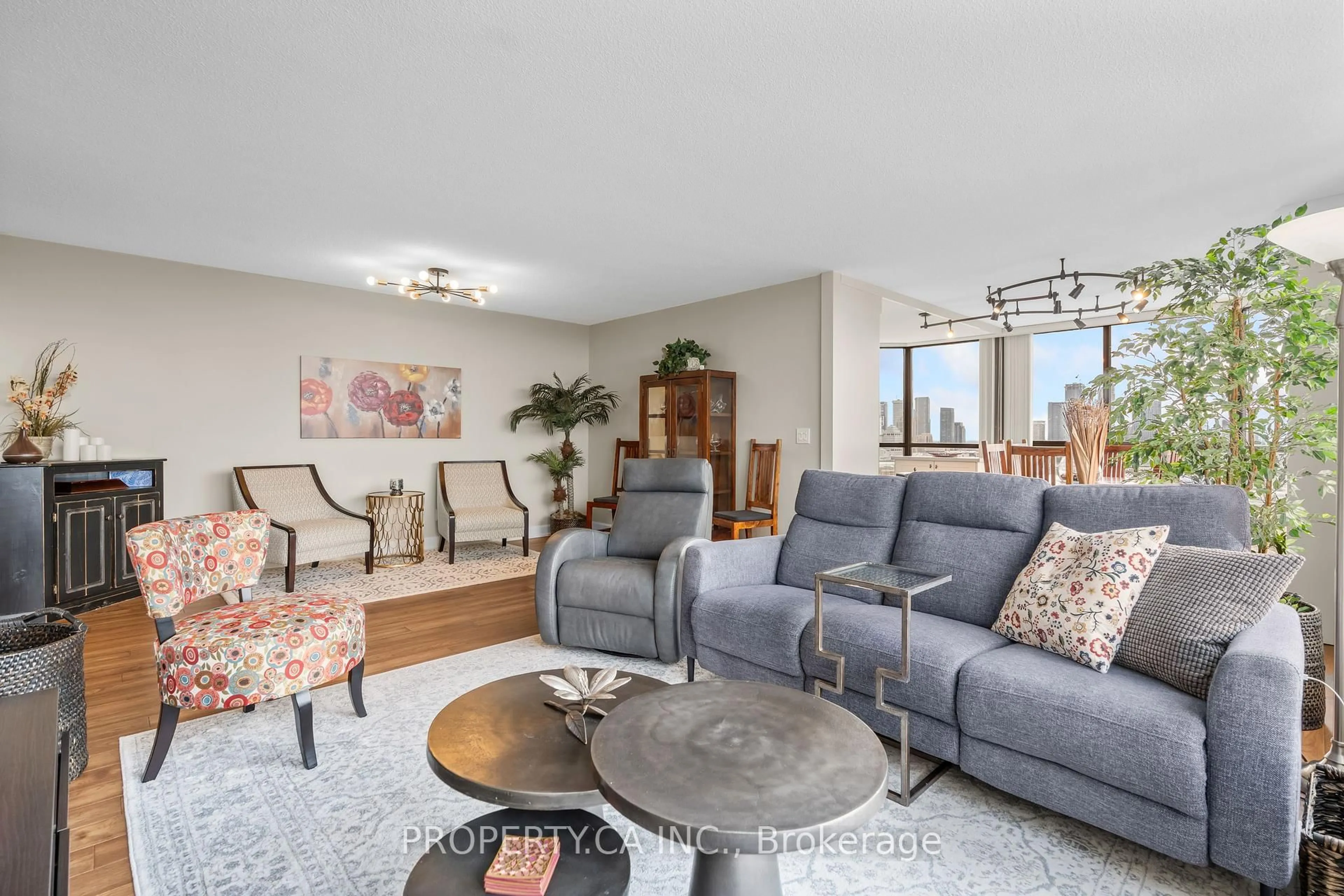 Living room with furniture, unknown for 4235 Sherwoodtowne Blvd #1808, Mississauga Ontario L4Z 1W3