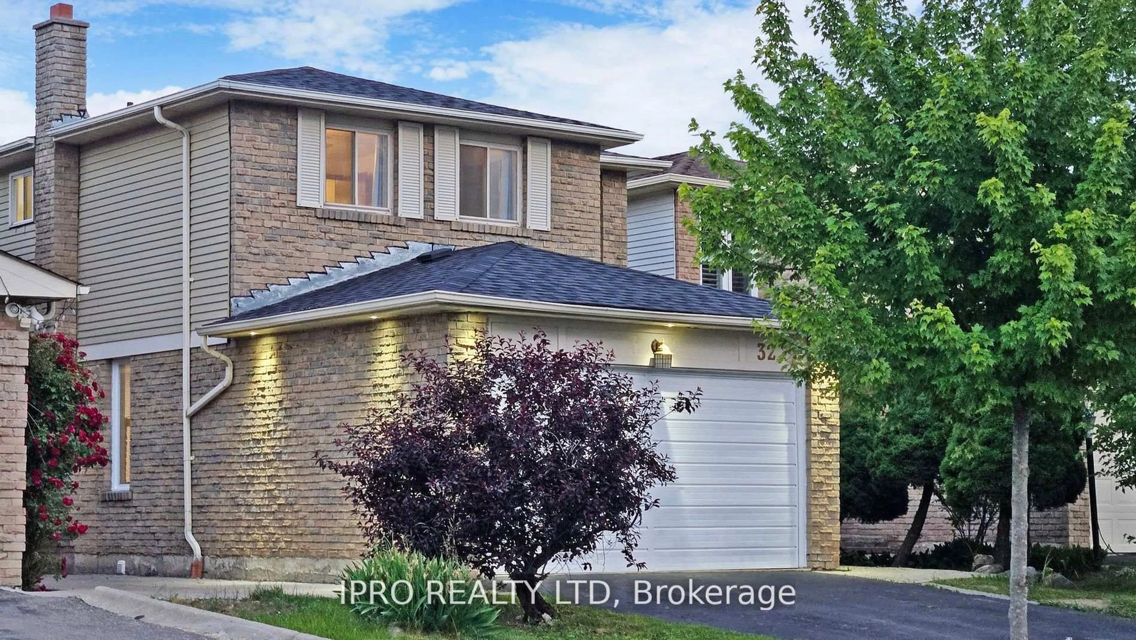 Home with brick exterior material, street for 32 Dafoe Cres, Brampton Ontario L6Y 2L2