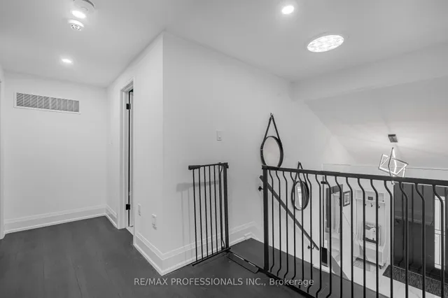 Additional image 18 of 103 Elmbrook Cres