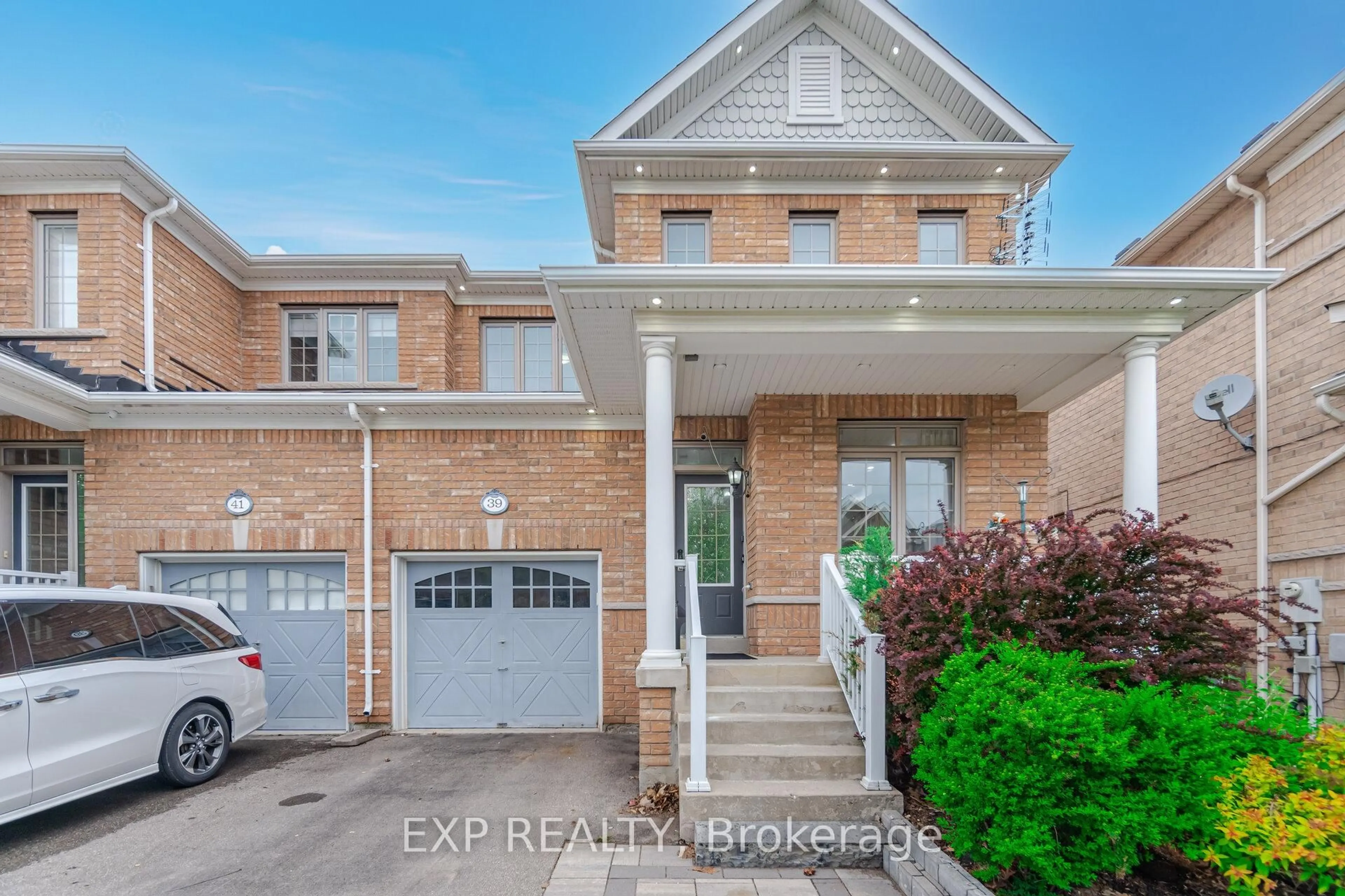 Home with brick exterior material, street for 39 Forbes Terr, Milton Ontario L9T 3X3