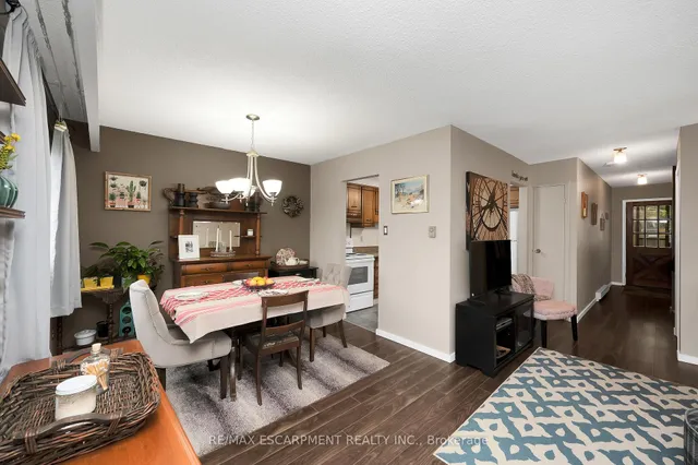 Additional property image - 5017 Pinedale Ave Unit 21