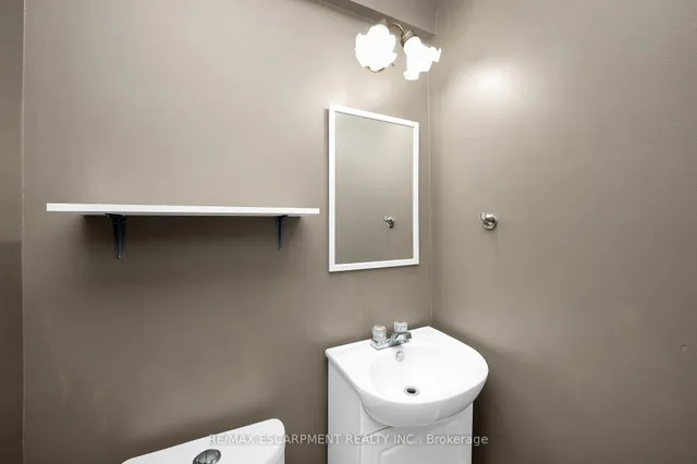 Additional property image - 5017 Pinedale Ave Unit 21