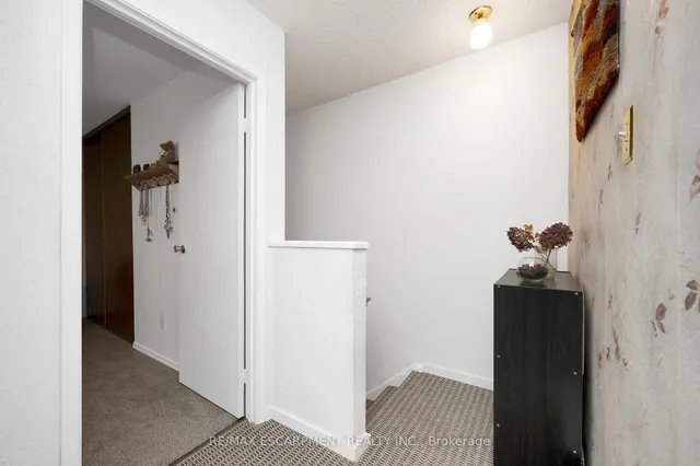 Additional property image - 5017 Pinedale Ave Unit 21