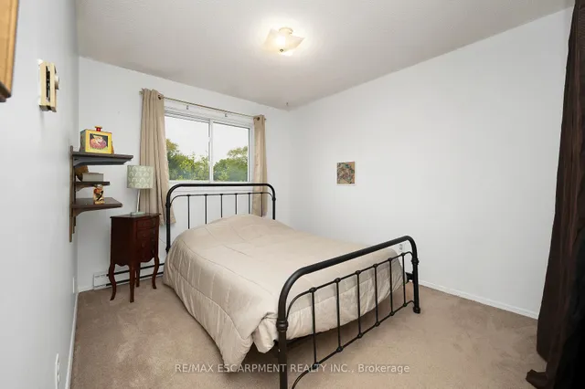 Additional property image - 5017 Pinedale Ave Unit 21