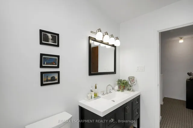 Additional property image - 5017 Pinedale Ave Unit 21