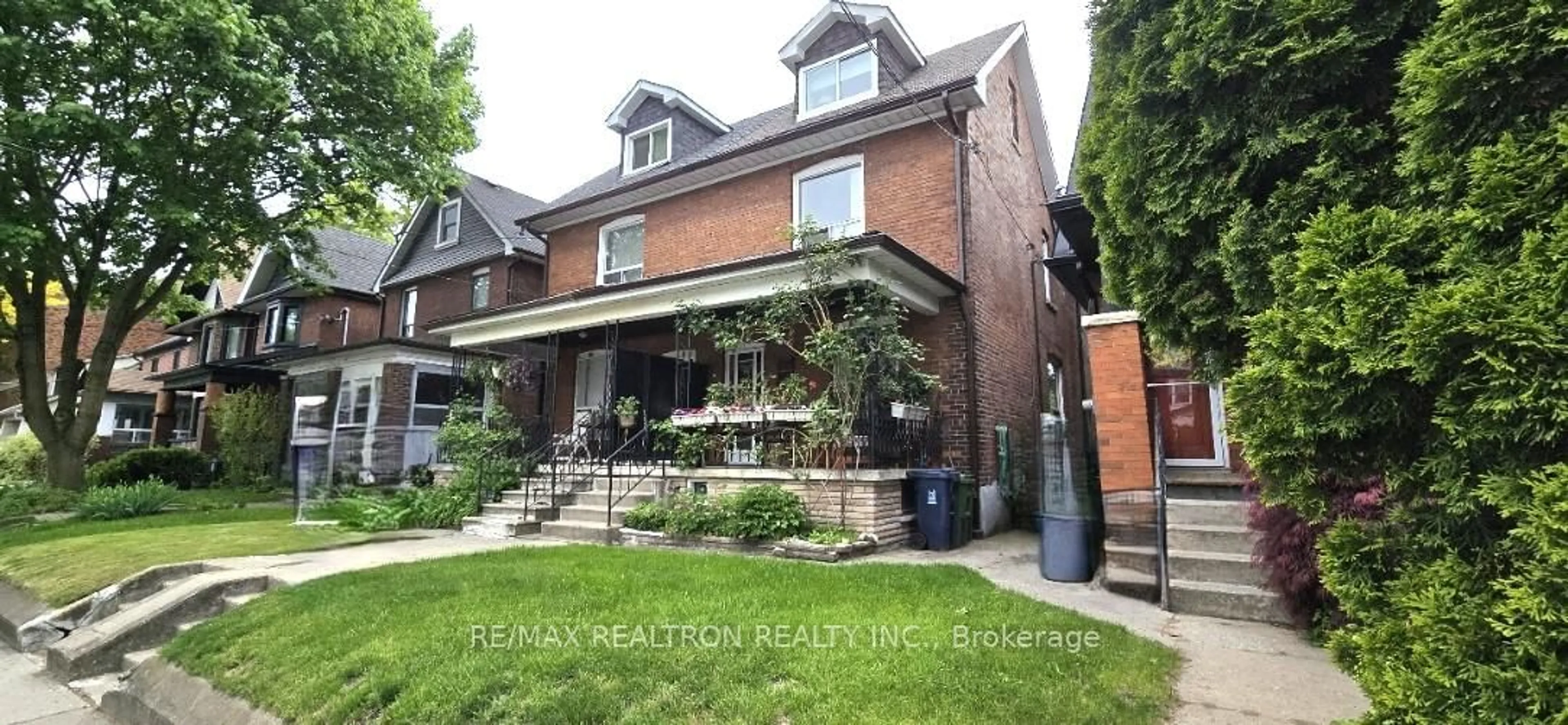 Home with brick exterior material, street for 582 Runnymede Rd, Toronto Ontario M6S 2Z7