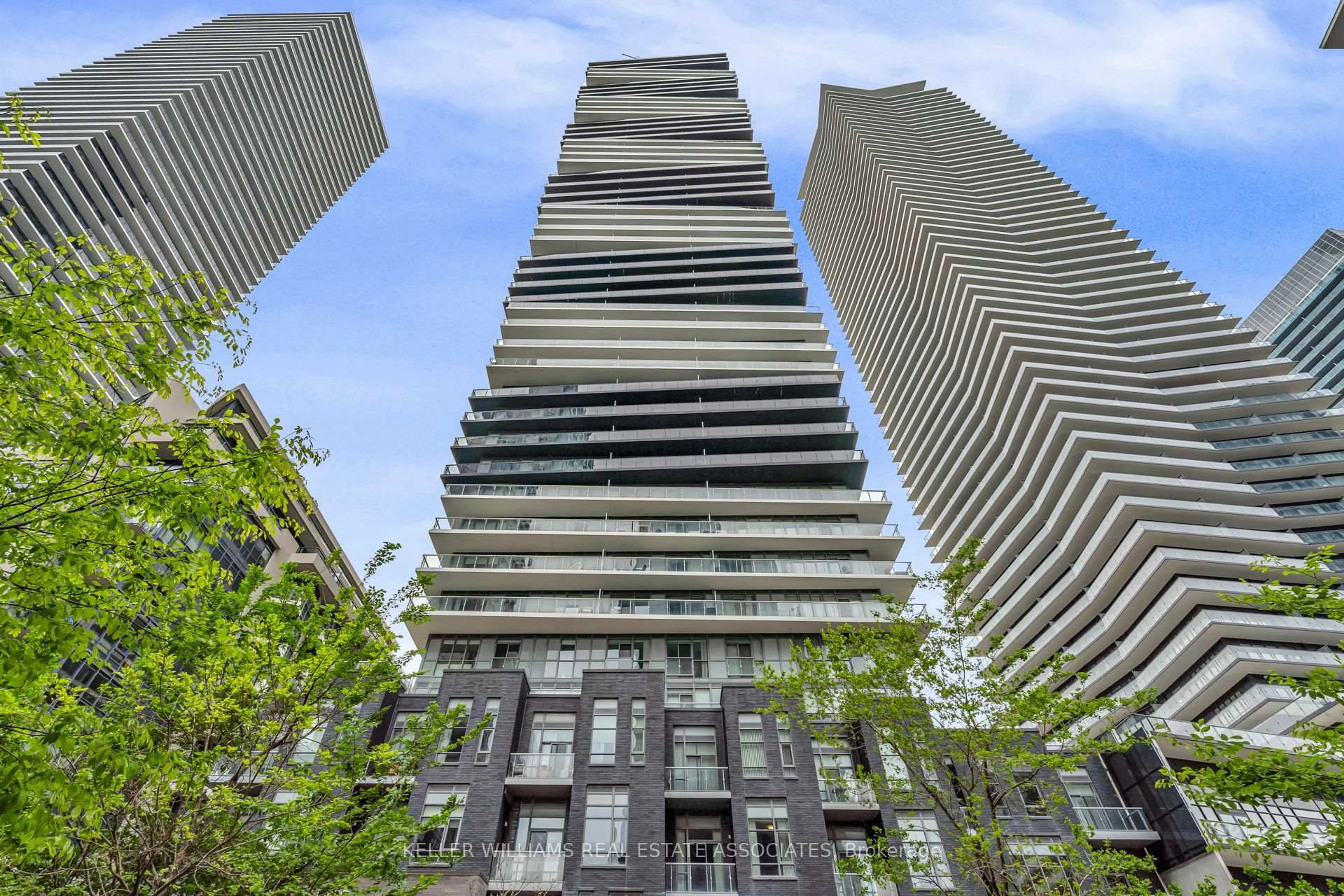 A pic from outside/outdoor area/front of a property/back of a property/a pic from drone, city buildings view from balcony for 56 Annie Craig Dr #1504, Toronto Ontario M8V 0C8