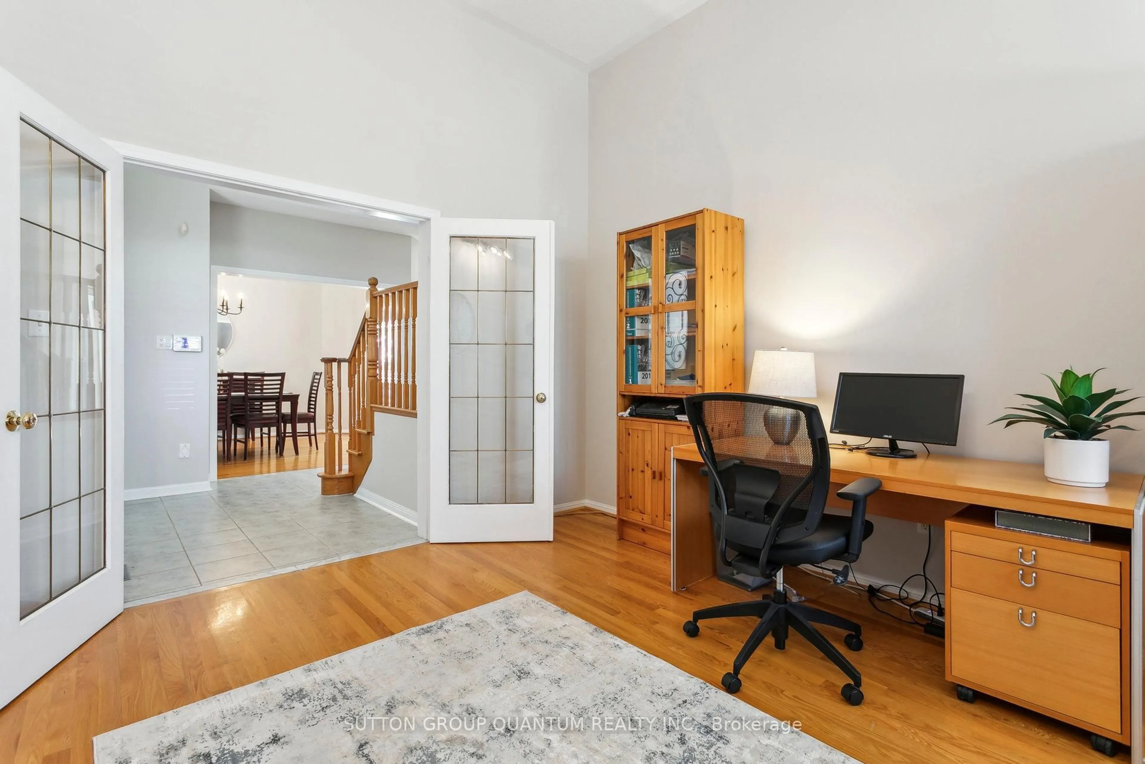 A pic of a room for 3440 Crompton Cres, Mississauga Ontario L5B 4C5