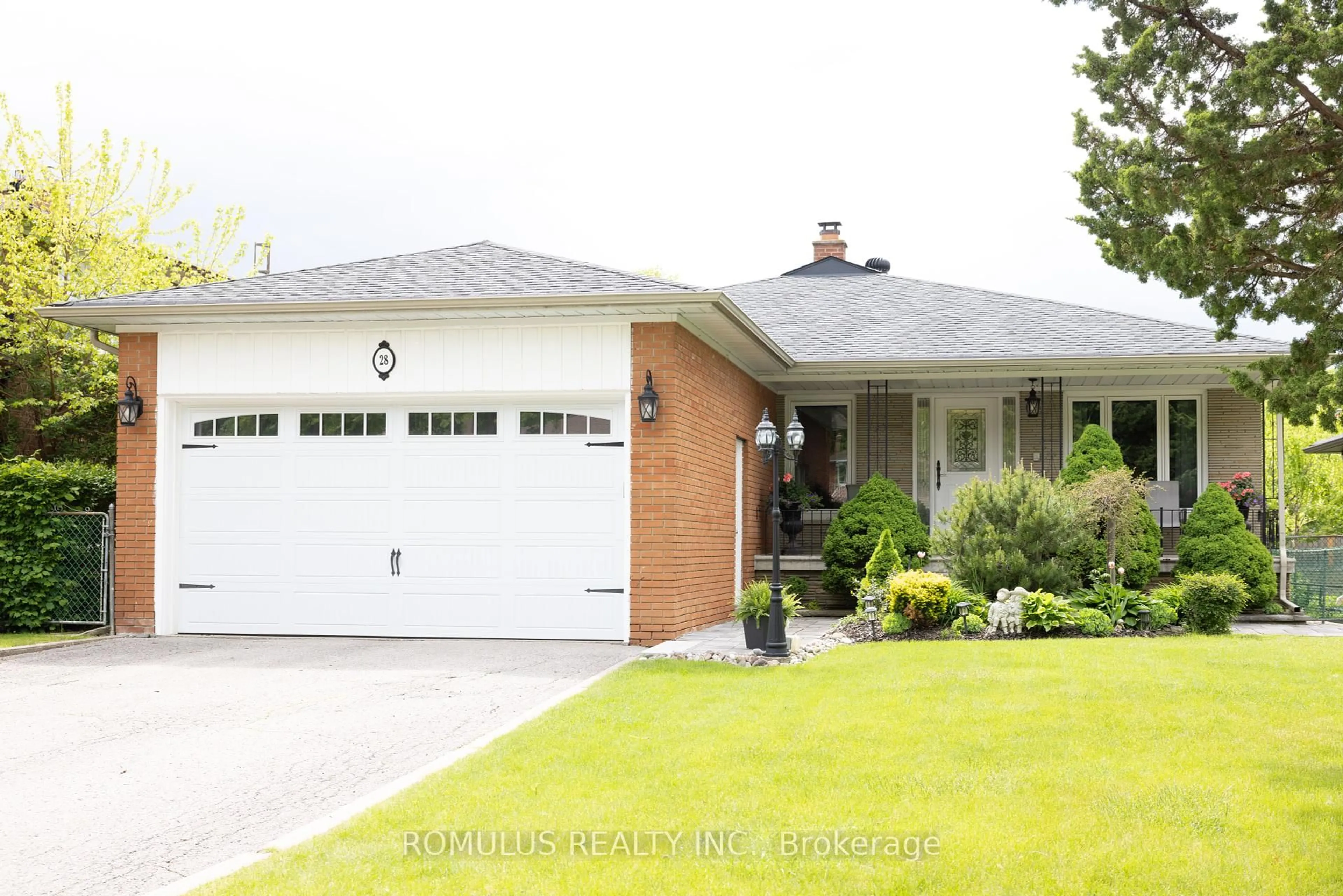 Unknown for 28 Eldorado Crt, Toronto Ontario M3J 1X1