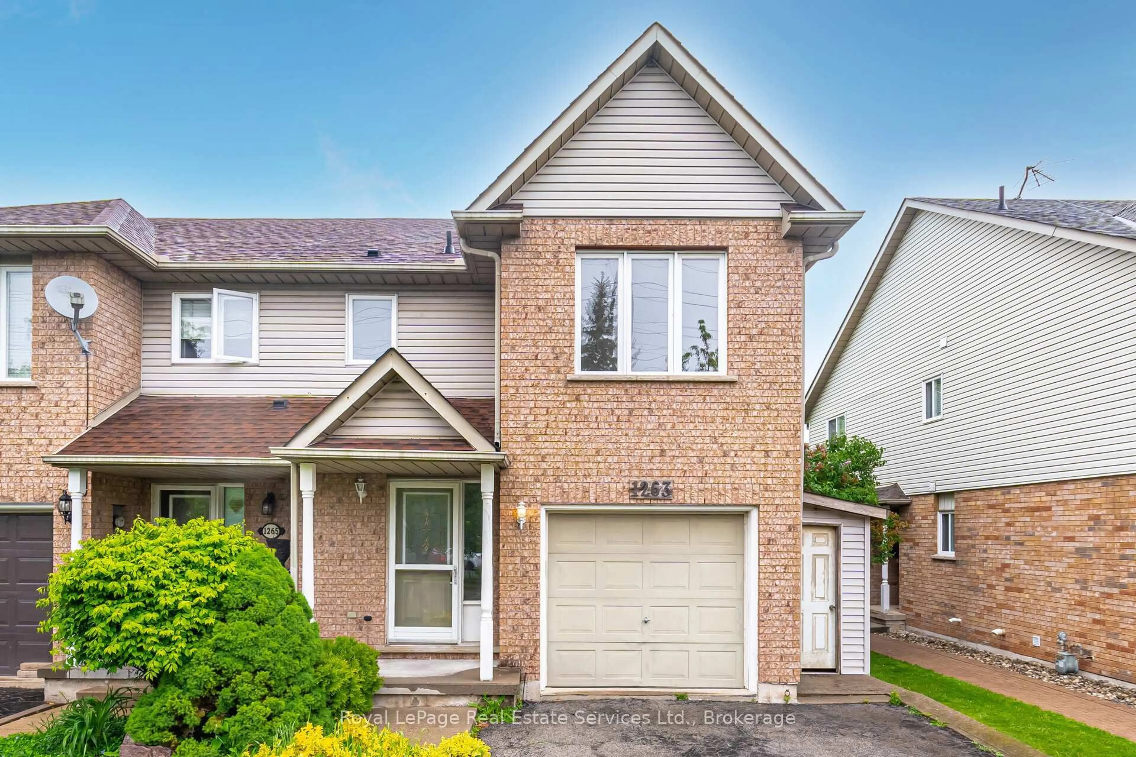 Home with brick exterior material, street for 1263 Walker's Line, Burlington Ontario L7M 4N8