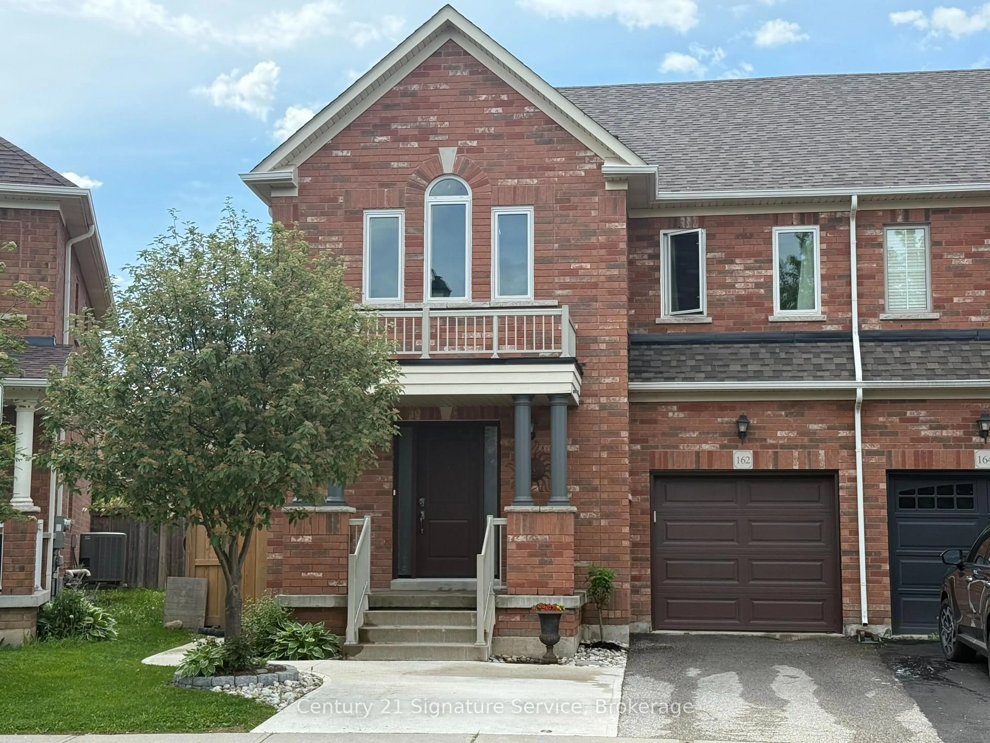 Home with brick exterior material, street for 162 Lavery Hts, Milton Ontario L9T 0V4