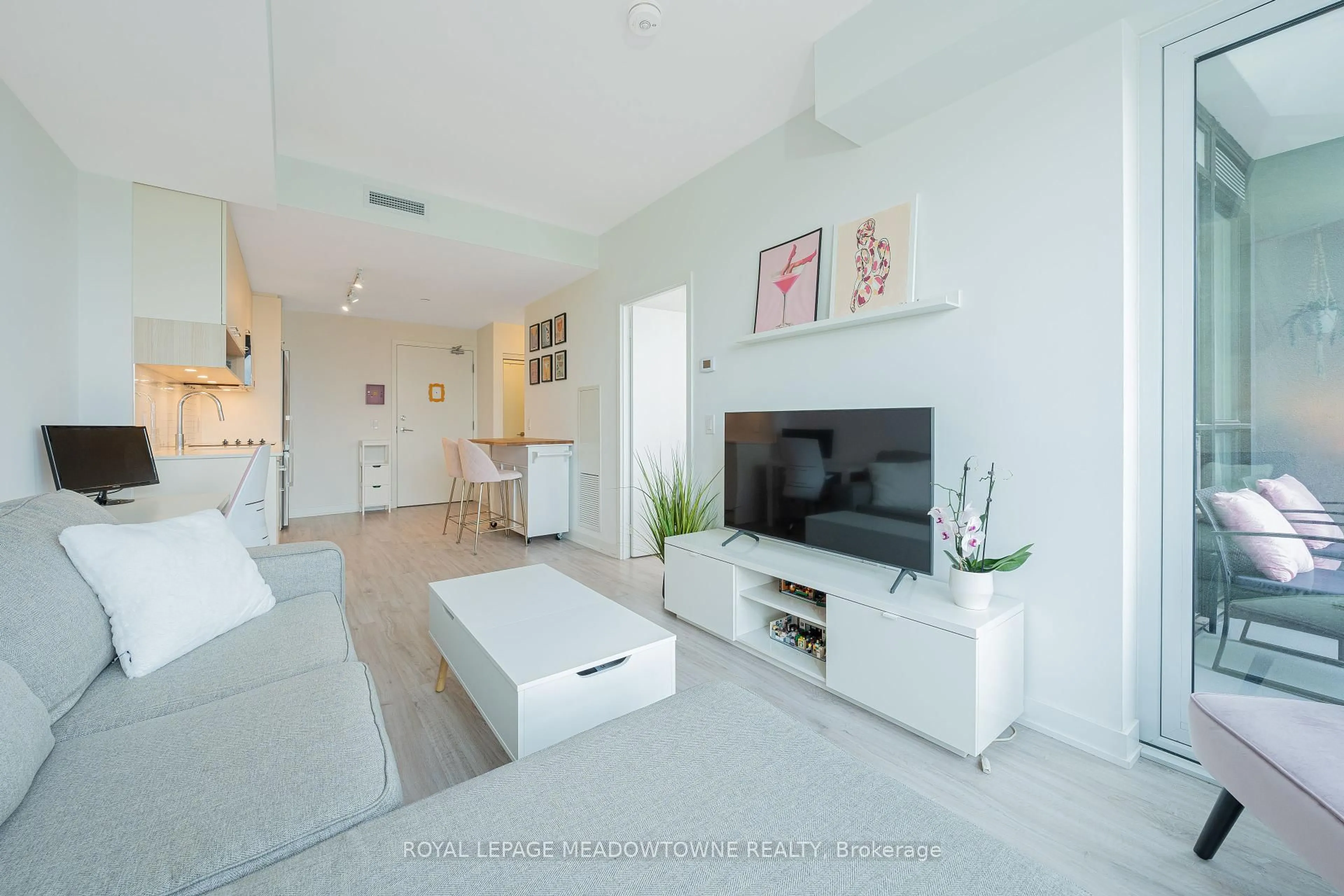 Living room with furniture, unknown for 3005 Pine Glen Rd #308, Oakville Ontario L6M 5P5