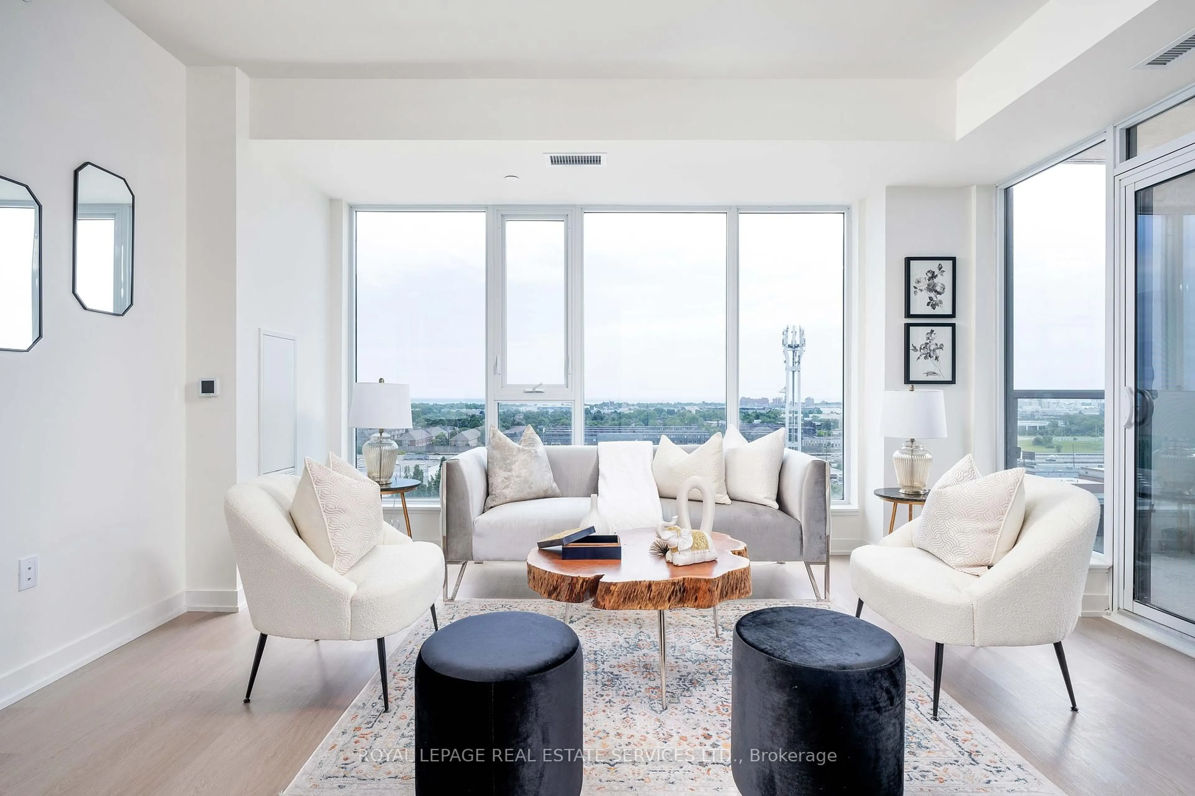 Living room with furniture, unknown for 859 The Queensway N/A #403, Toronto Ontario M8Z 1N8